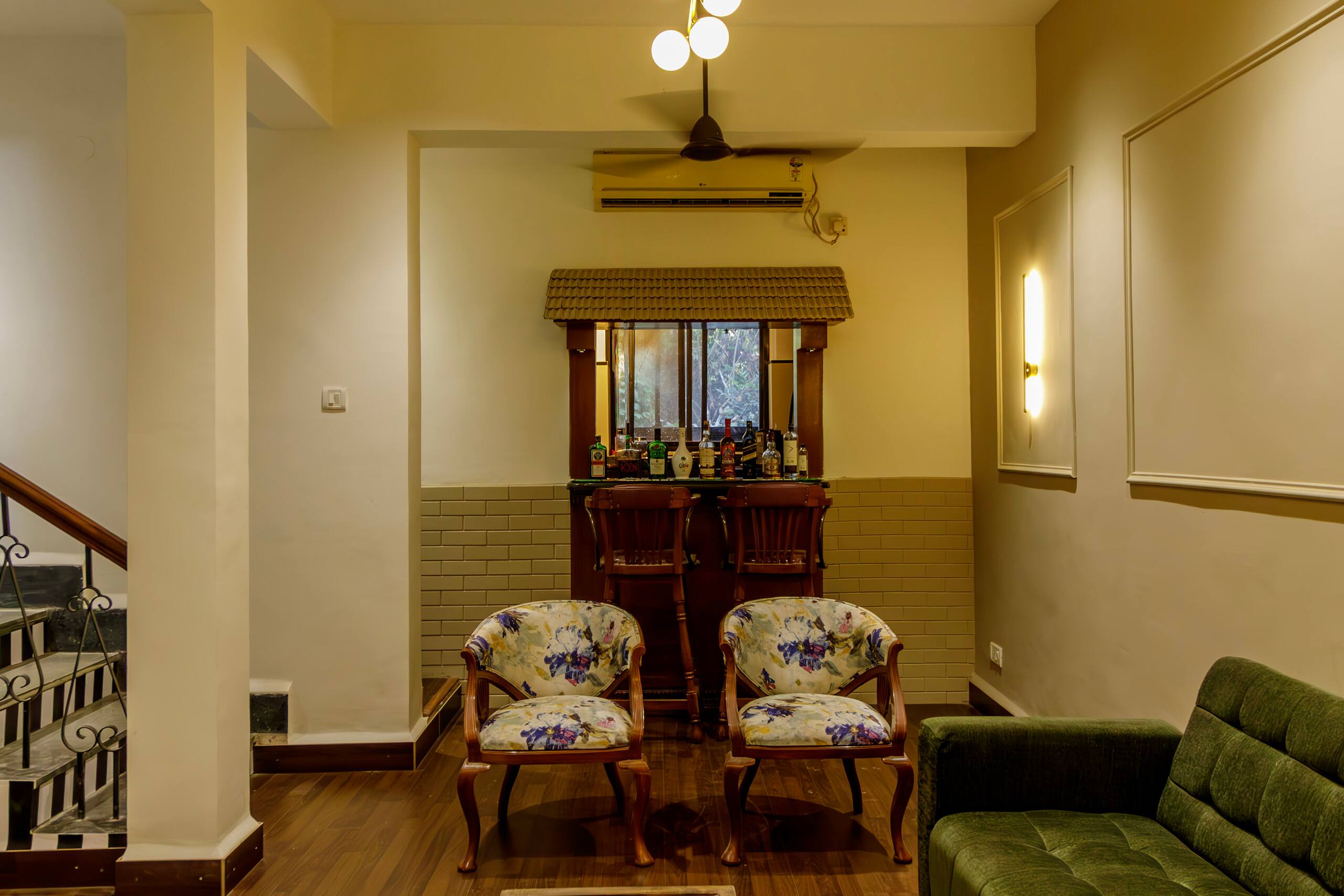 Tesoro villa w/private jacuzzi by Comfort Quarters 8
