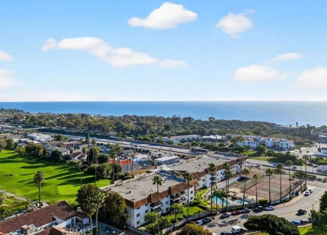 Cute San Clemente 1BDRM Condo - Minutes To Beach — photo 4