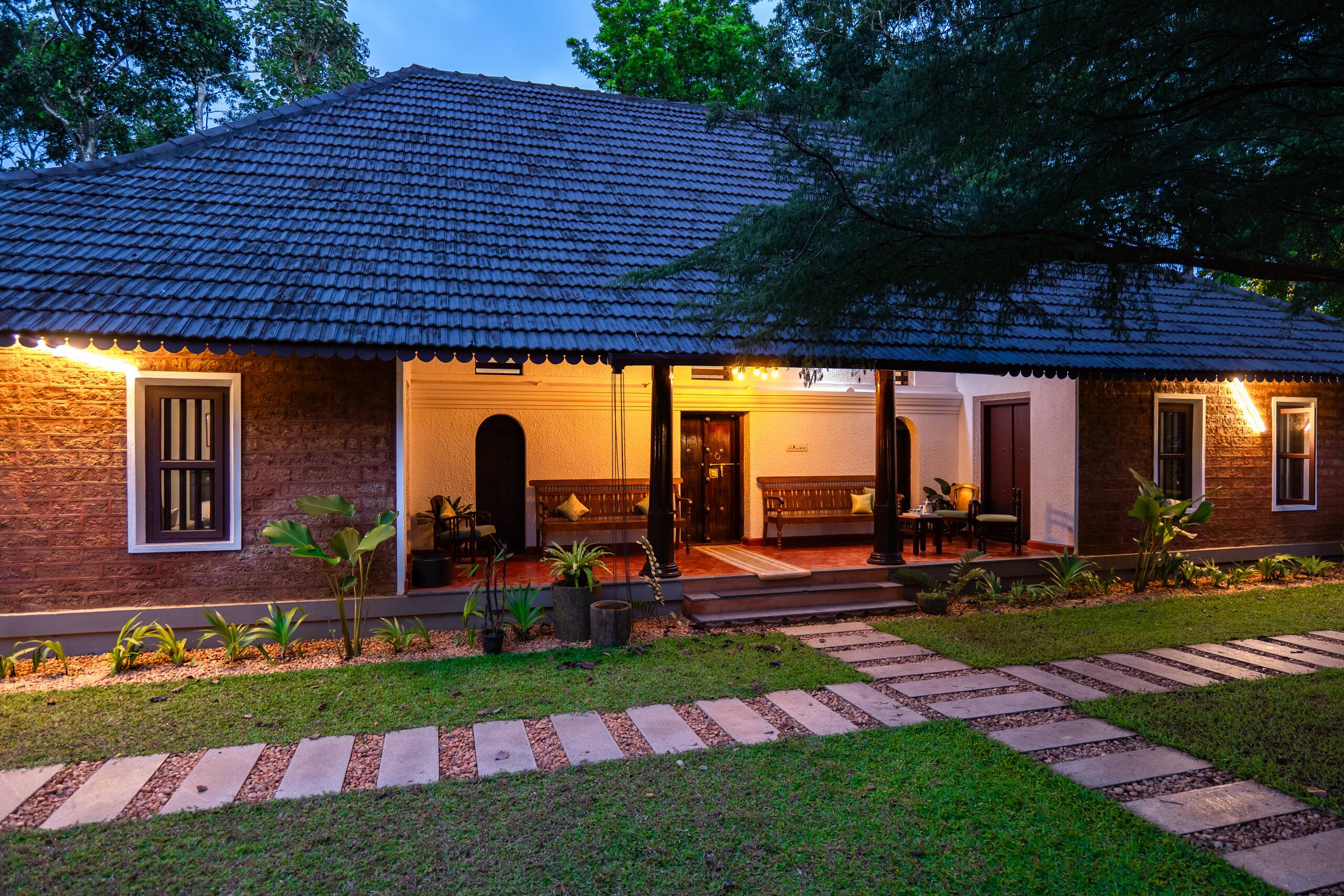 Pet-Friendly Heritage Villa w/ Pool & Open Shower — photo 2