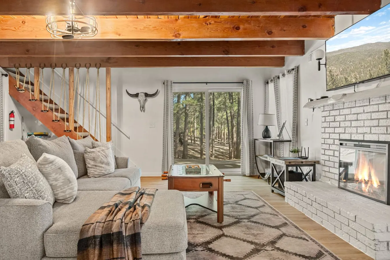 Cowboy Cabin w Lake View, EV Charger, Near Village 12