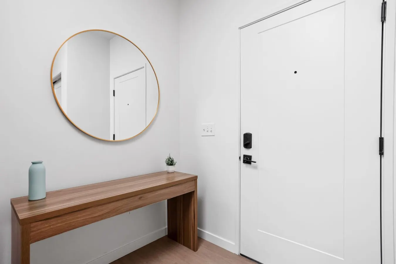 Chic Studio w/ Fee Parking+Pool+Gym+Free Espresso 13