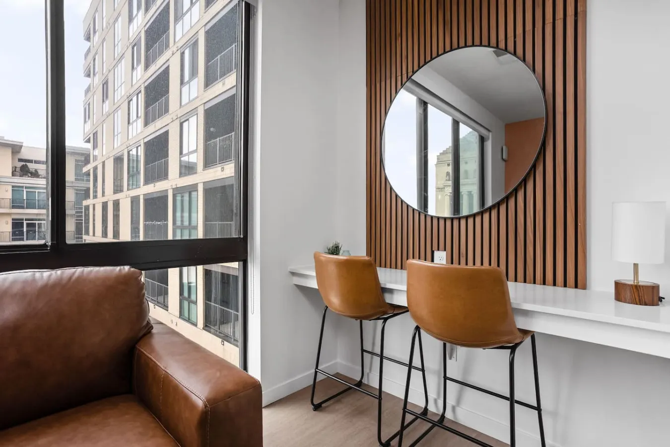 Chic Studio w/ Fee Parking+Pool+Gym+Free Espresso 3