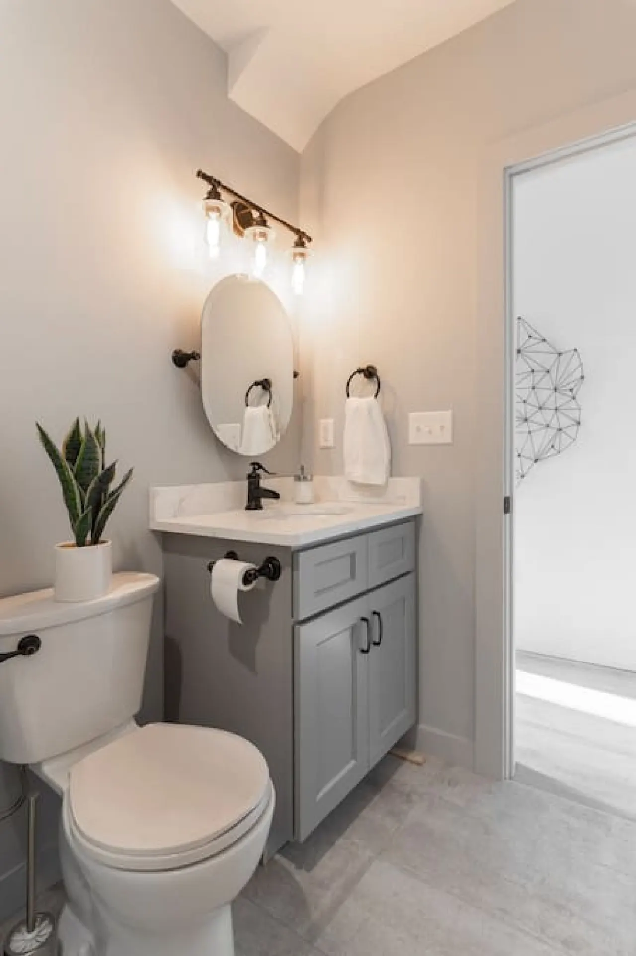 Parlor: Explore OTR/Downtown from a Renovated Condo — foto 3