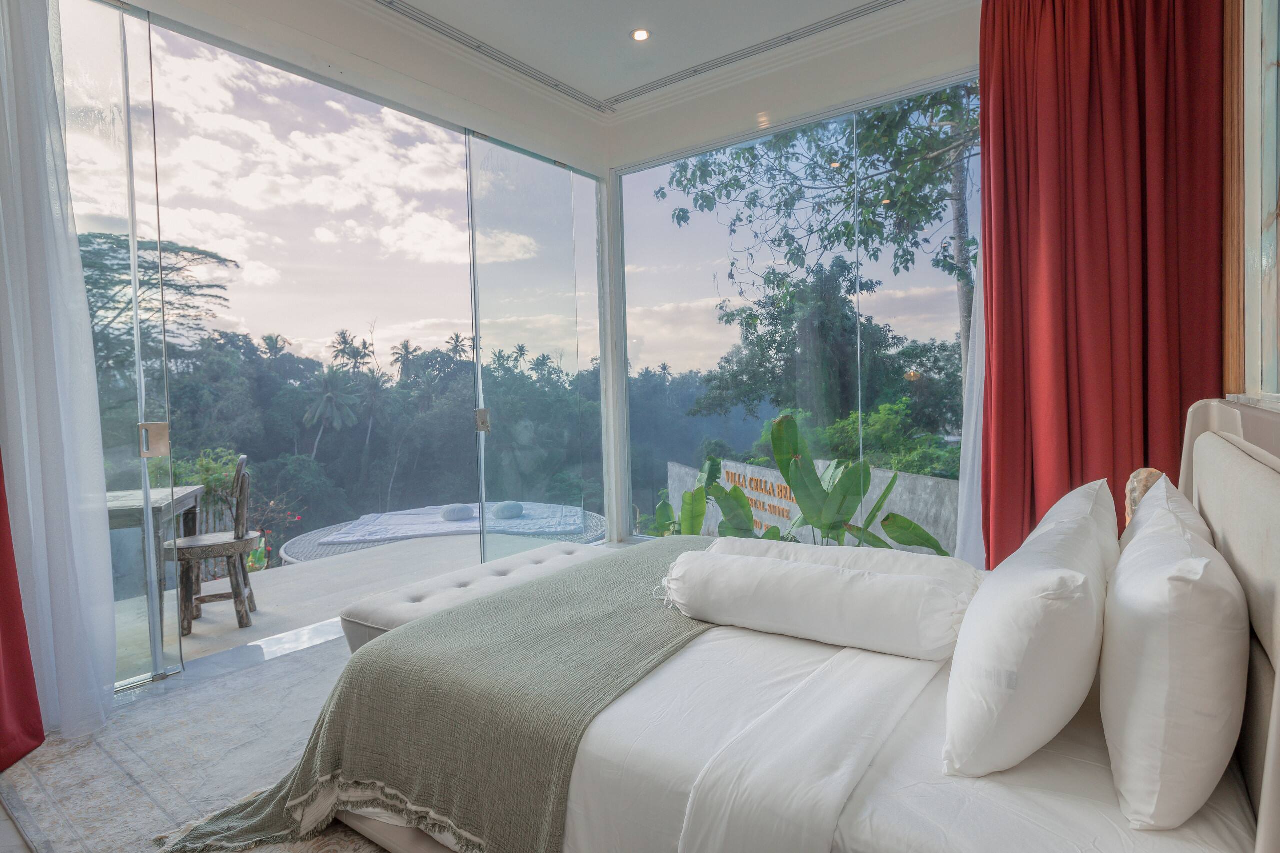 Romantic Suite Jungle/River View @VillaCellaBella 6