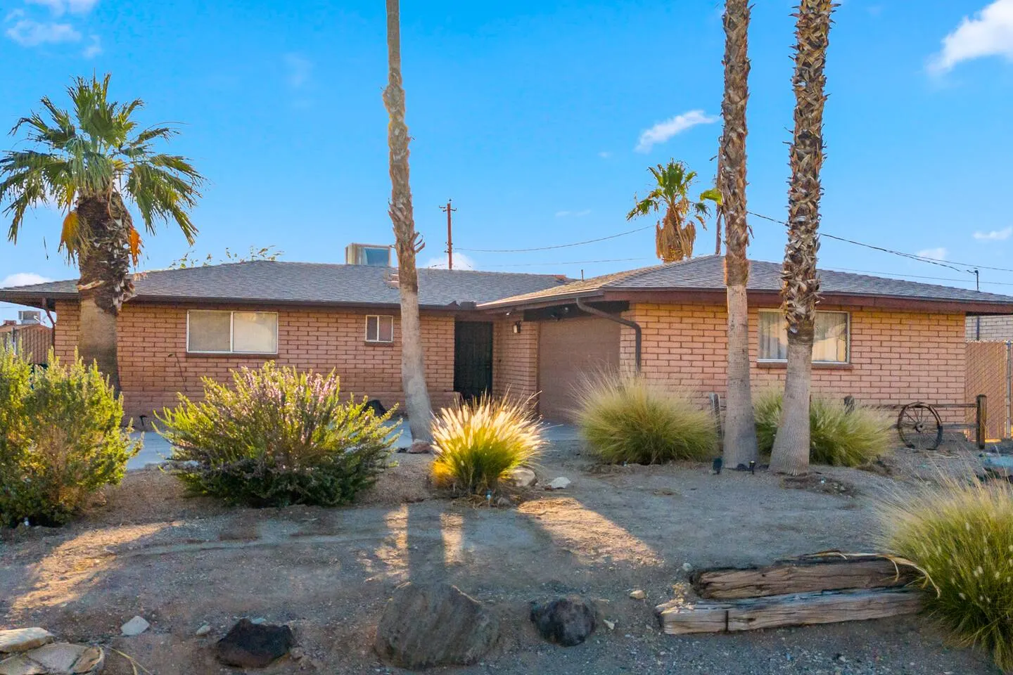 "Havasu Meadows" l 3bd l 3ba l Pool l BBQ — photo 2