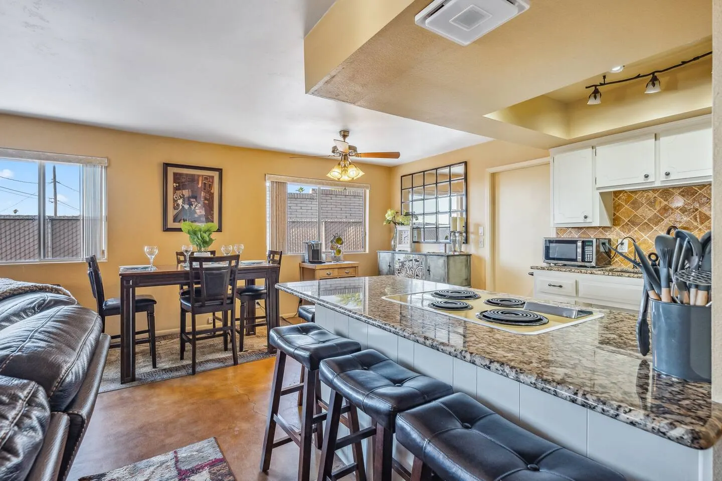 "Havasu Meadows" l 3bd l 3ba l Pool l BBQ 15
