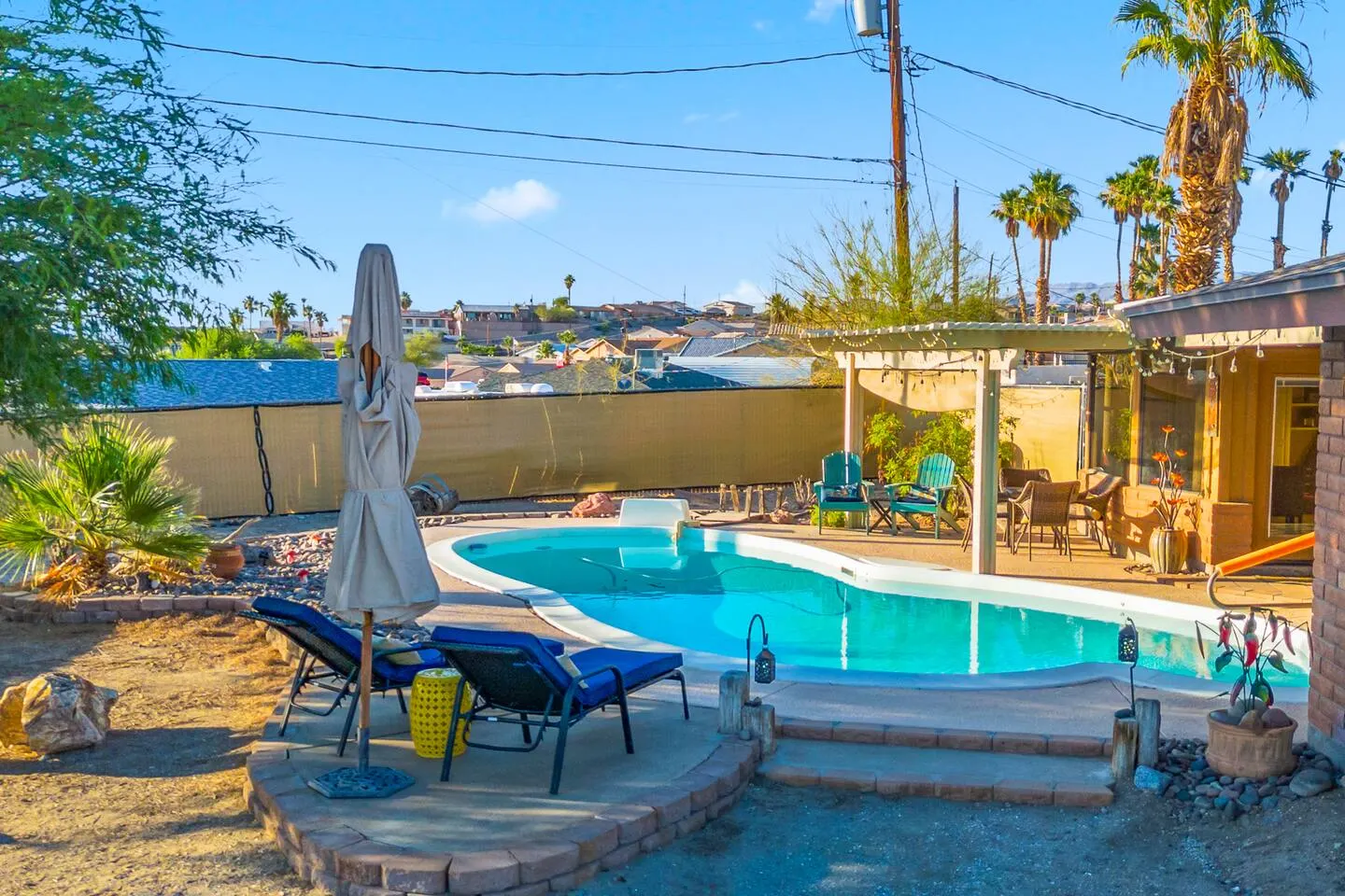"Havasu Meadows" l 3bd l 3ba l Pool l BBQ — photo 3