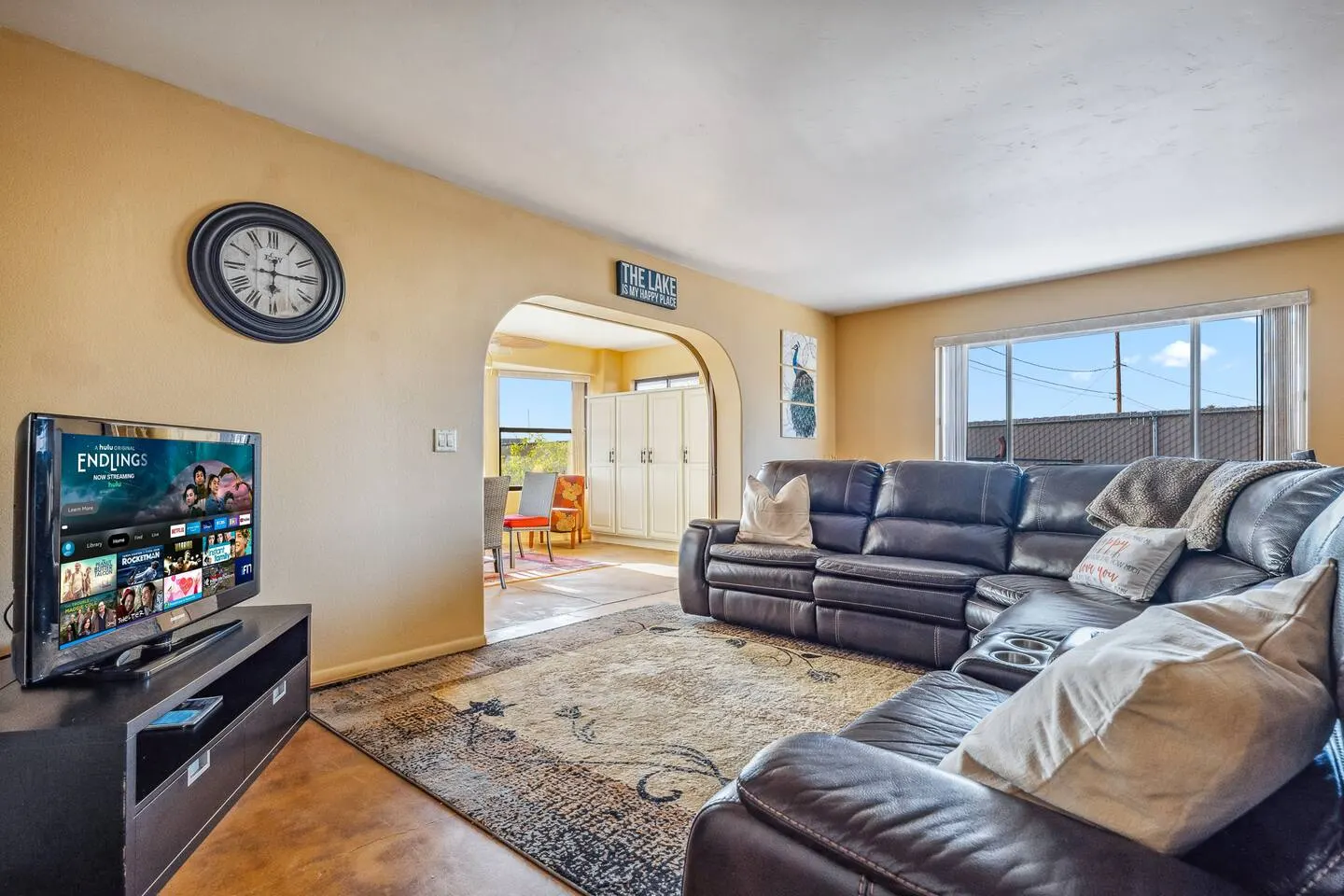 "Havasu Meadows" l 3bd l 3ba l Pool l BBQ — photo 4