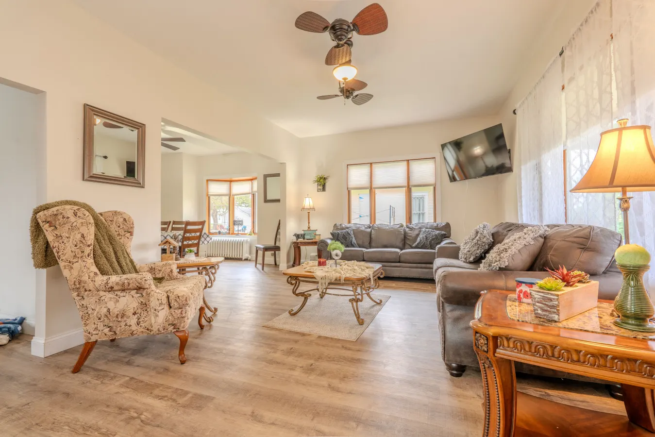 Main Street Manor | Hot Tub