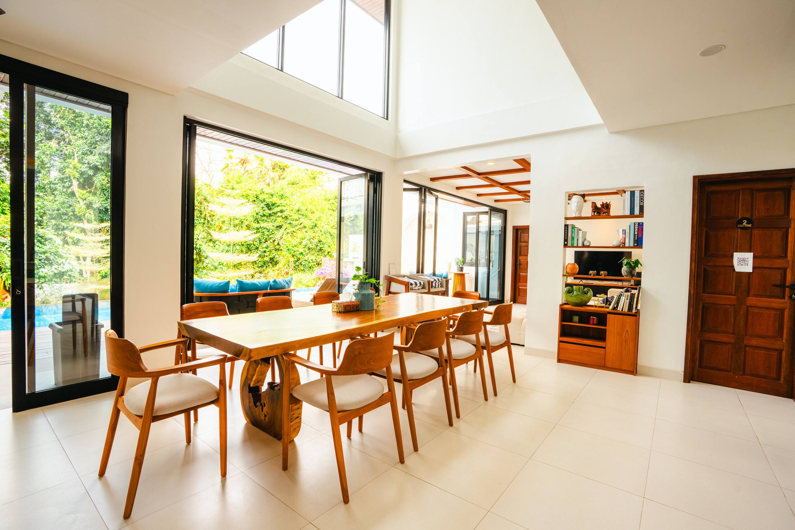 Casa Gong 5 Bedroom Infinity Pool Rooftop near GWK 8
