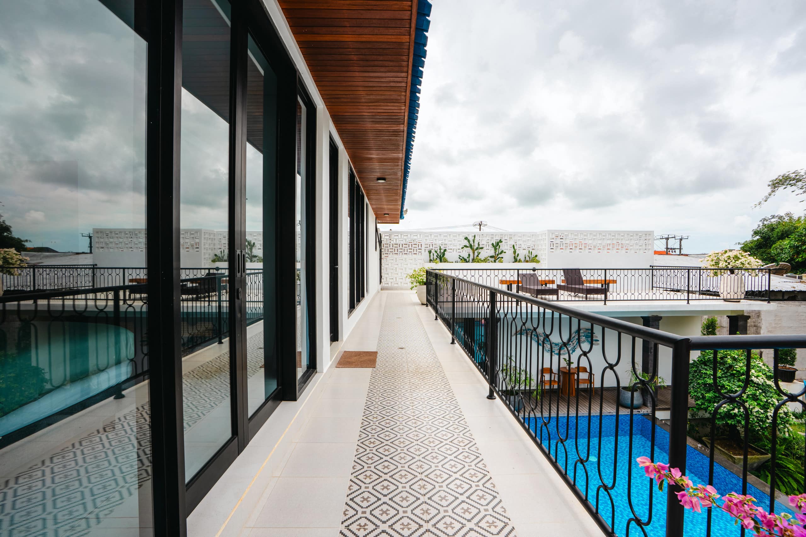 Casa Gong 5 Bedroom Infinity Pool Rooftop near GWK 4