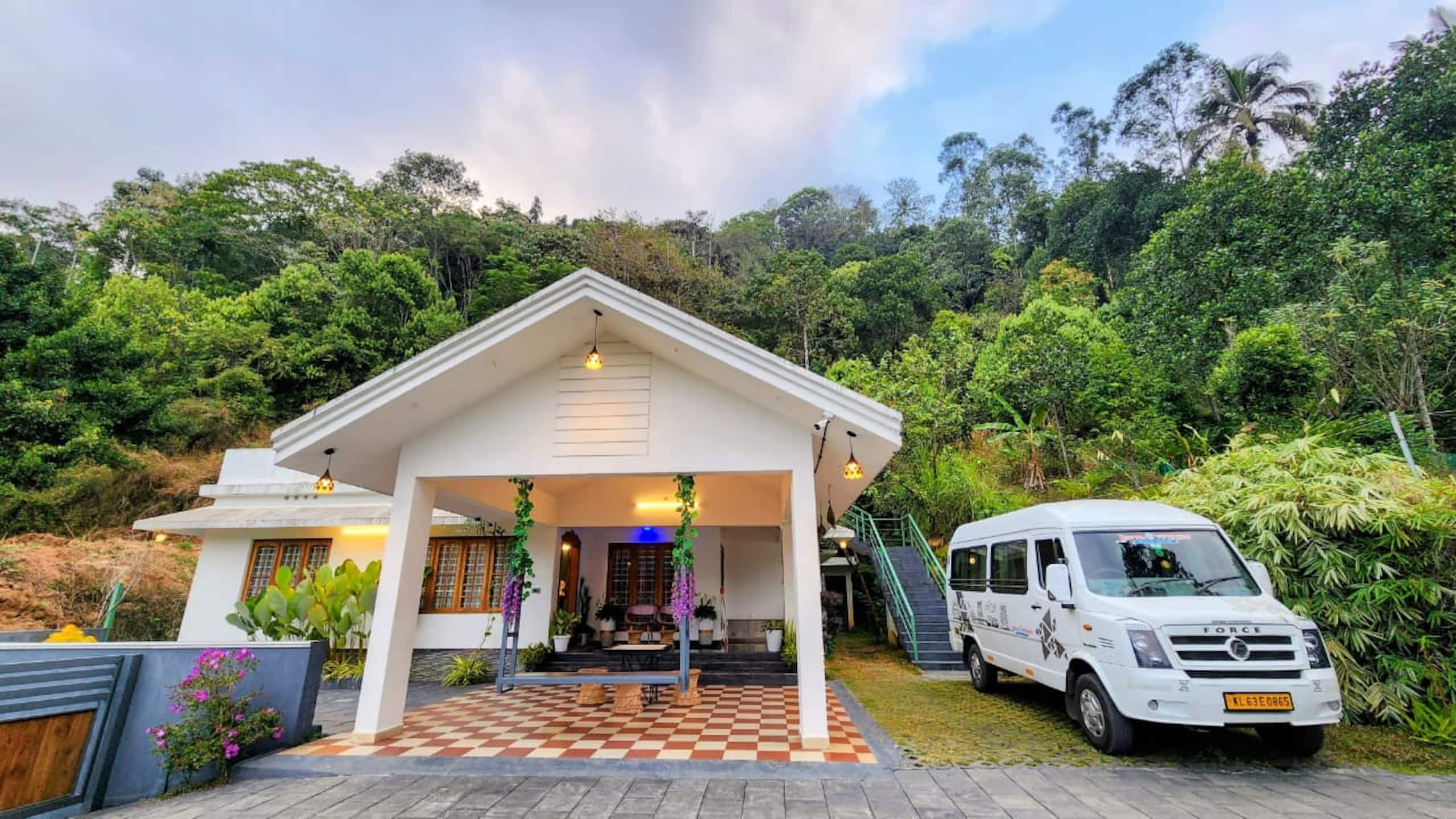 The Explorers Nest | Private Villa | Full Kitchen 7