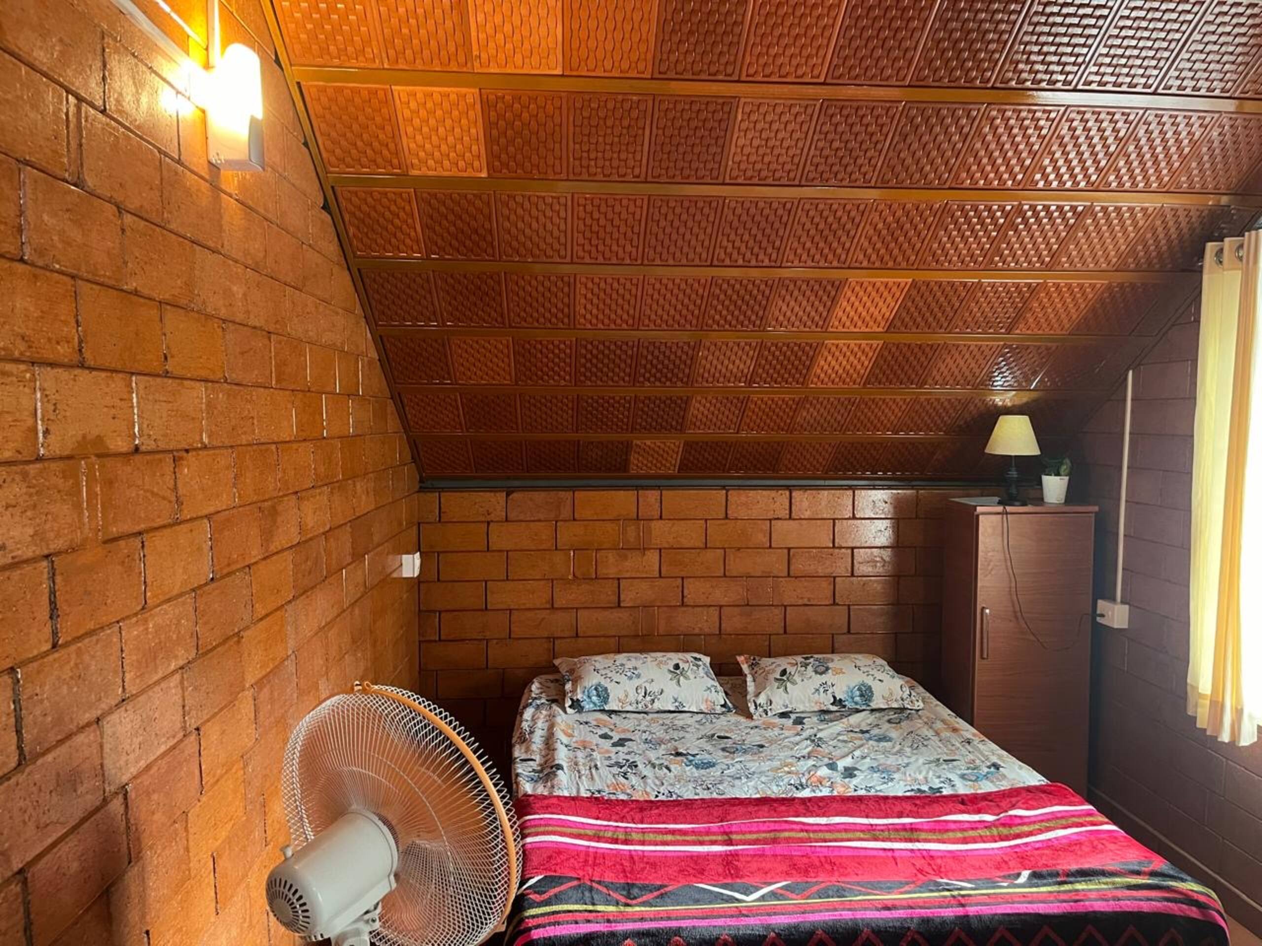 Gangadharam Tiny House A/C 32