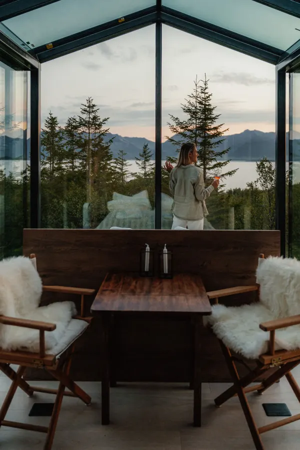 Cloud 9 Glass Roof Cabin WonderInn Arctic 17