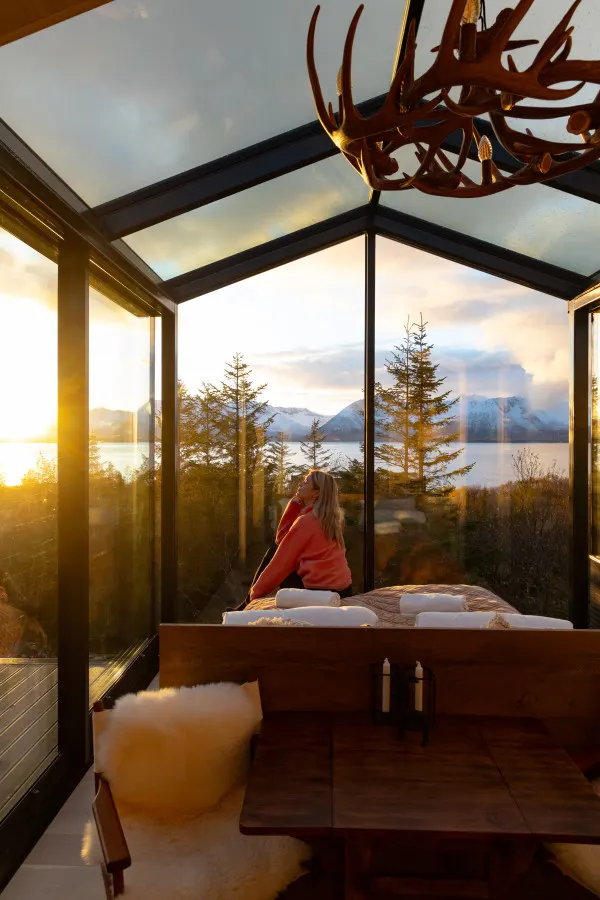 Cloud 9 Glass Roof Cabin WonderInn Arctic 19