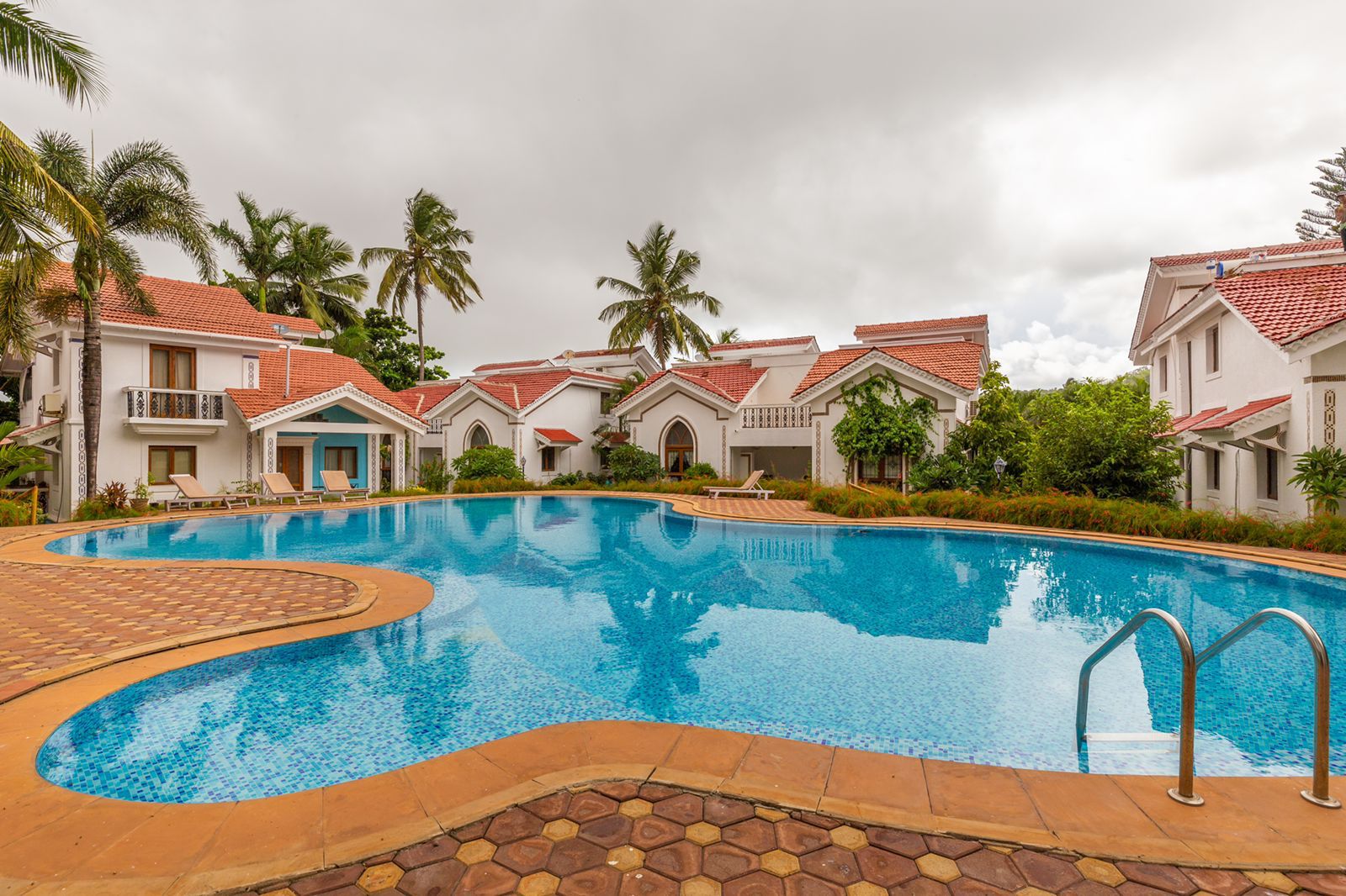 Amigos goa villa pool view 2bhk luxury villa 1