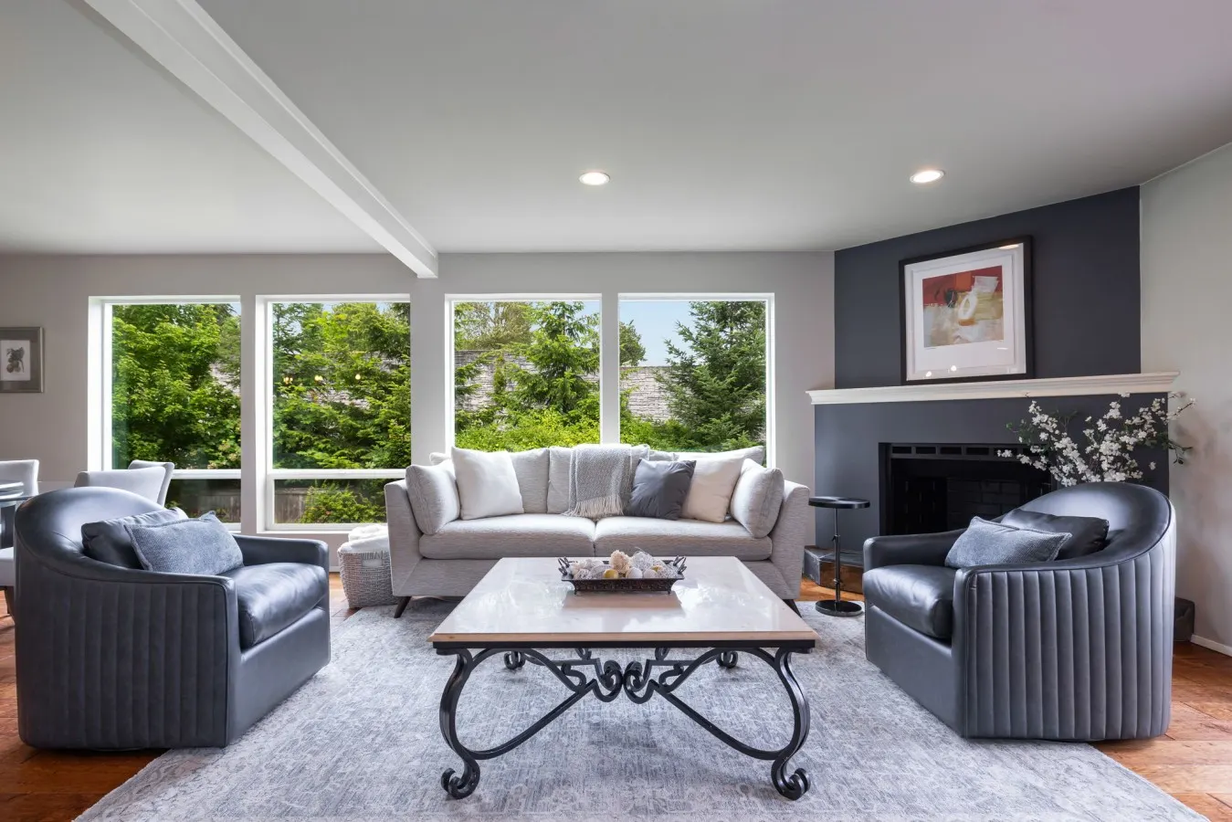 Elegant & Spacious | Huge Yard - Office - Parking!