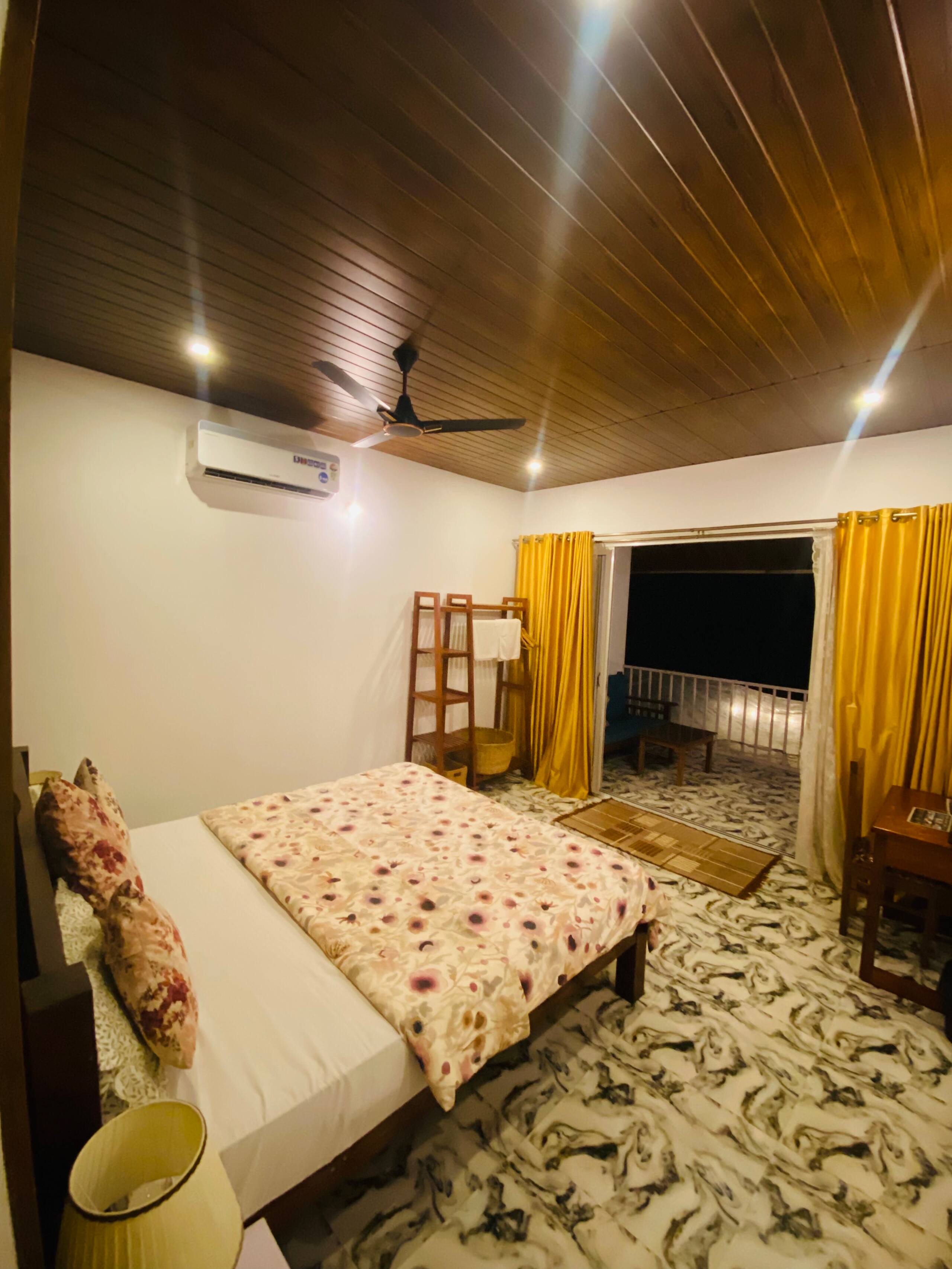 Luxury Beach Front Sea View Agonda Beach 17