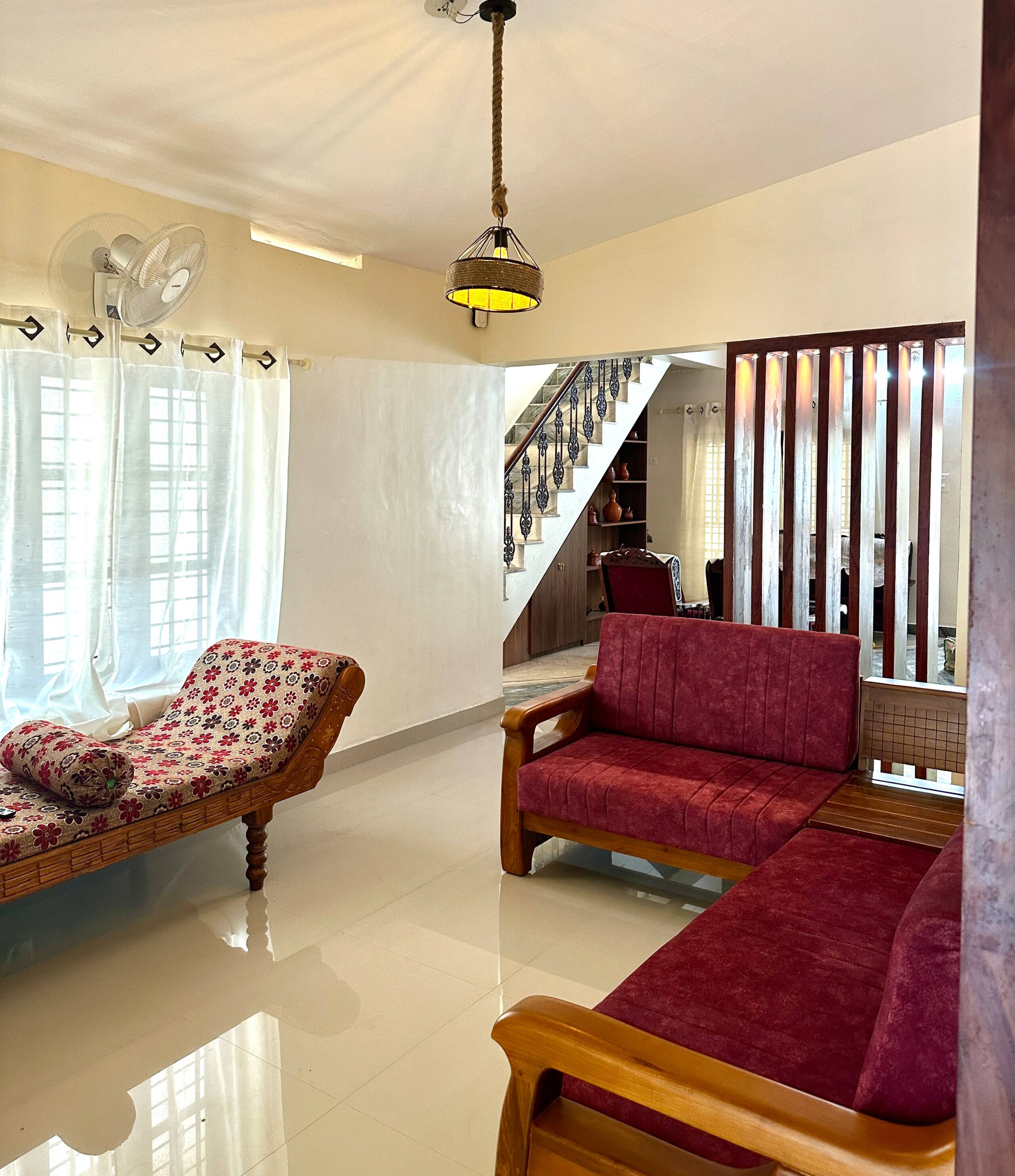 Spacious Beach House -Private - Friends - Families 5