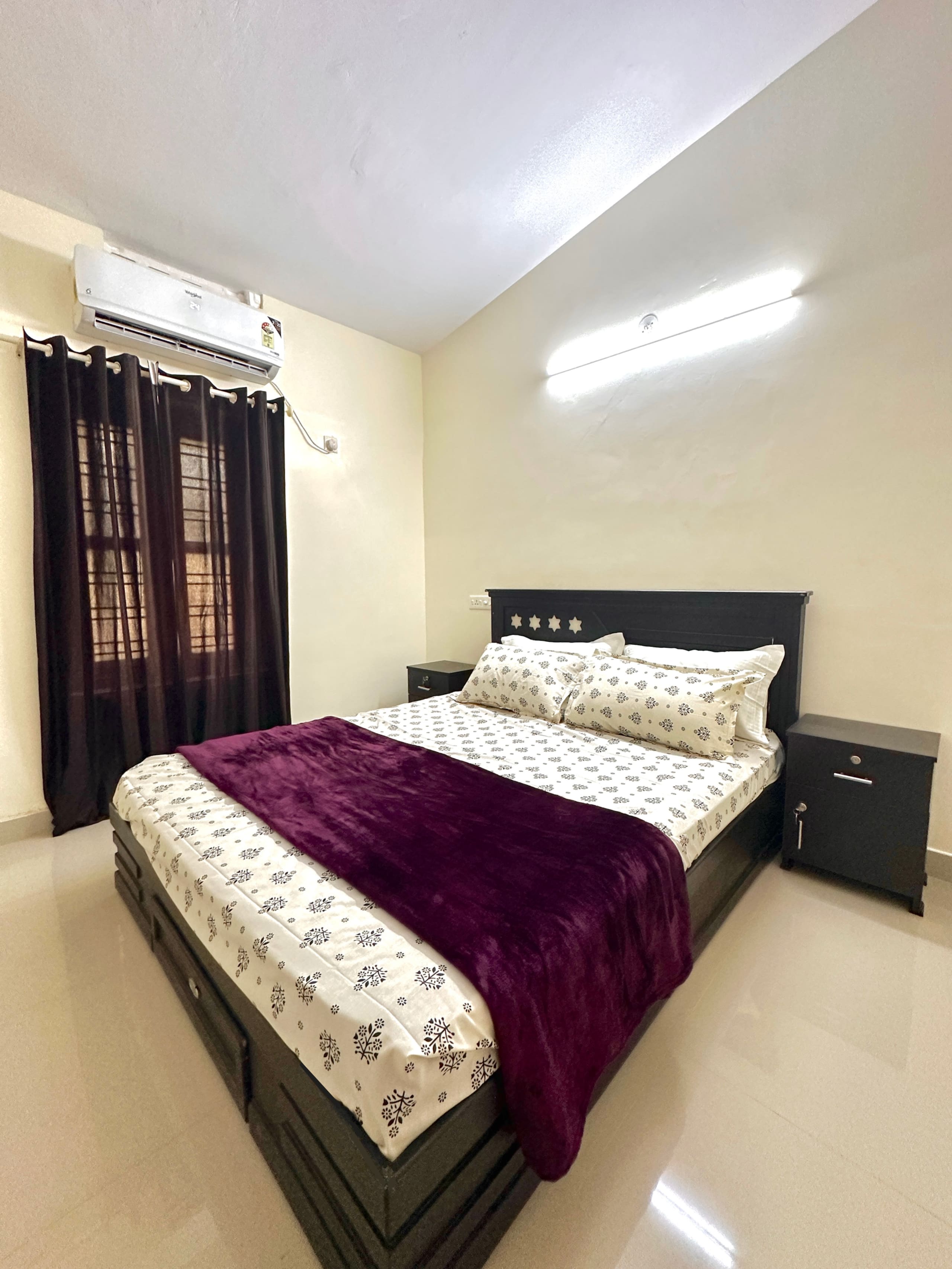 Spacious Beach House -Private - Friends - Families 4