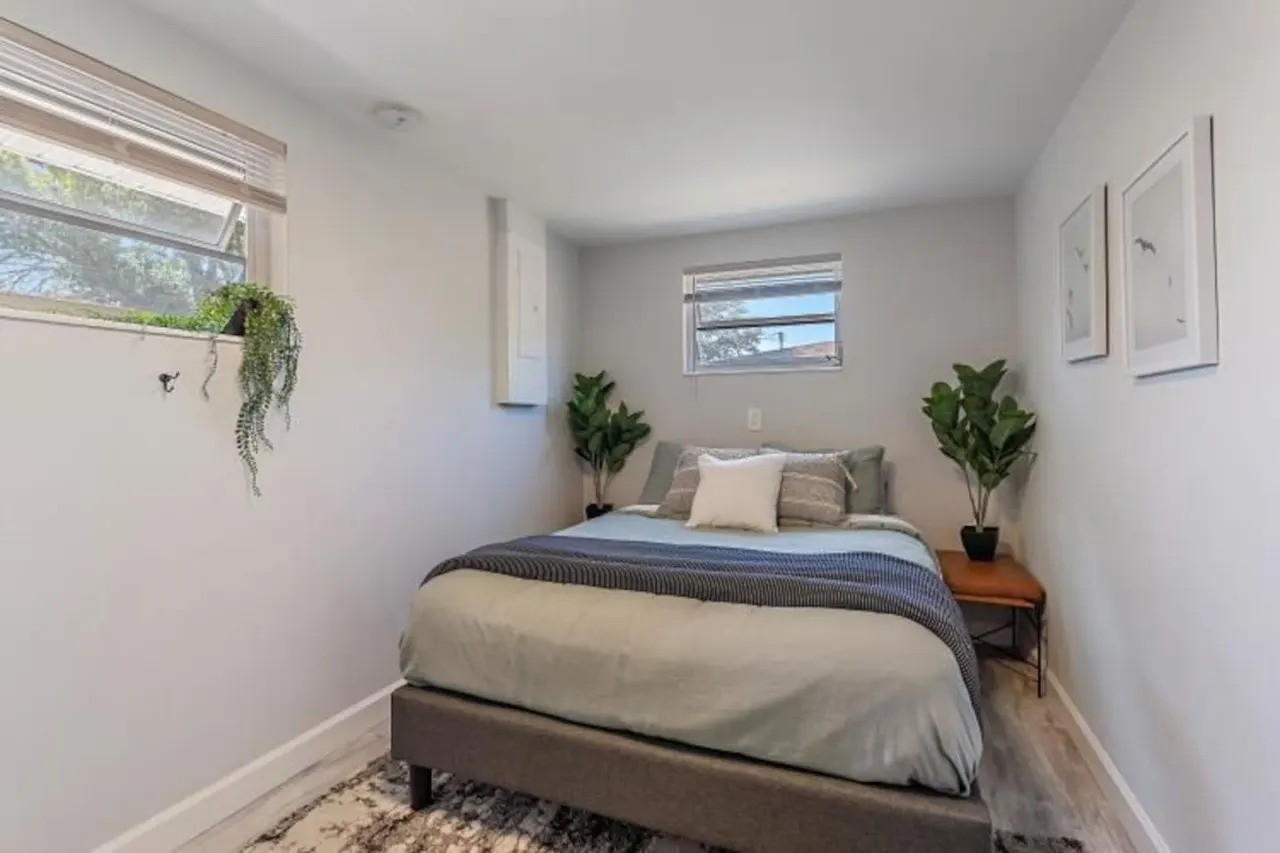 The Wisteria Oasis W/ heated pool & hot tub 17