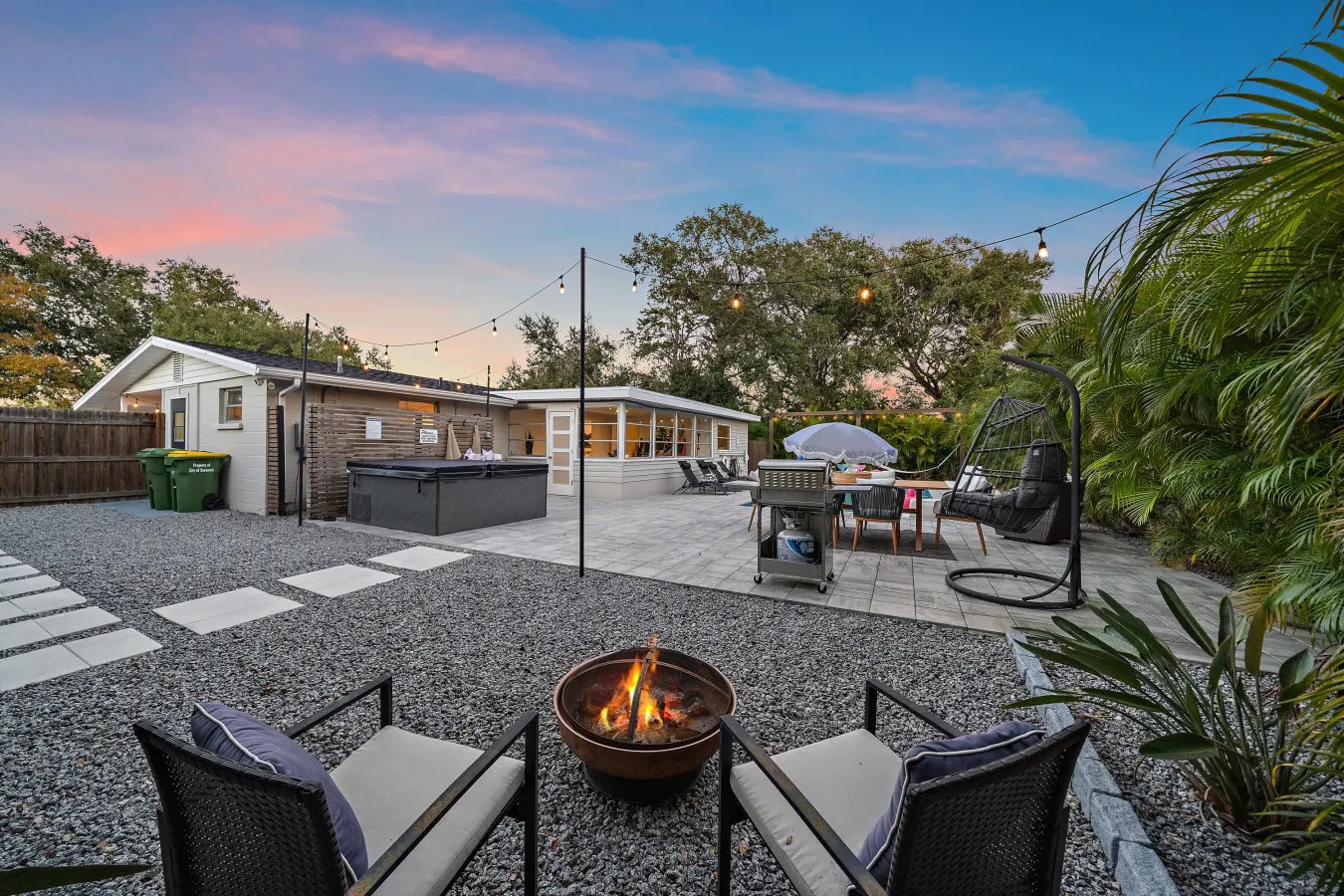 The Wisteria Oasis W/ heated pool & hot tub 19