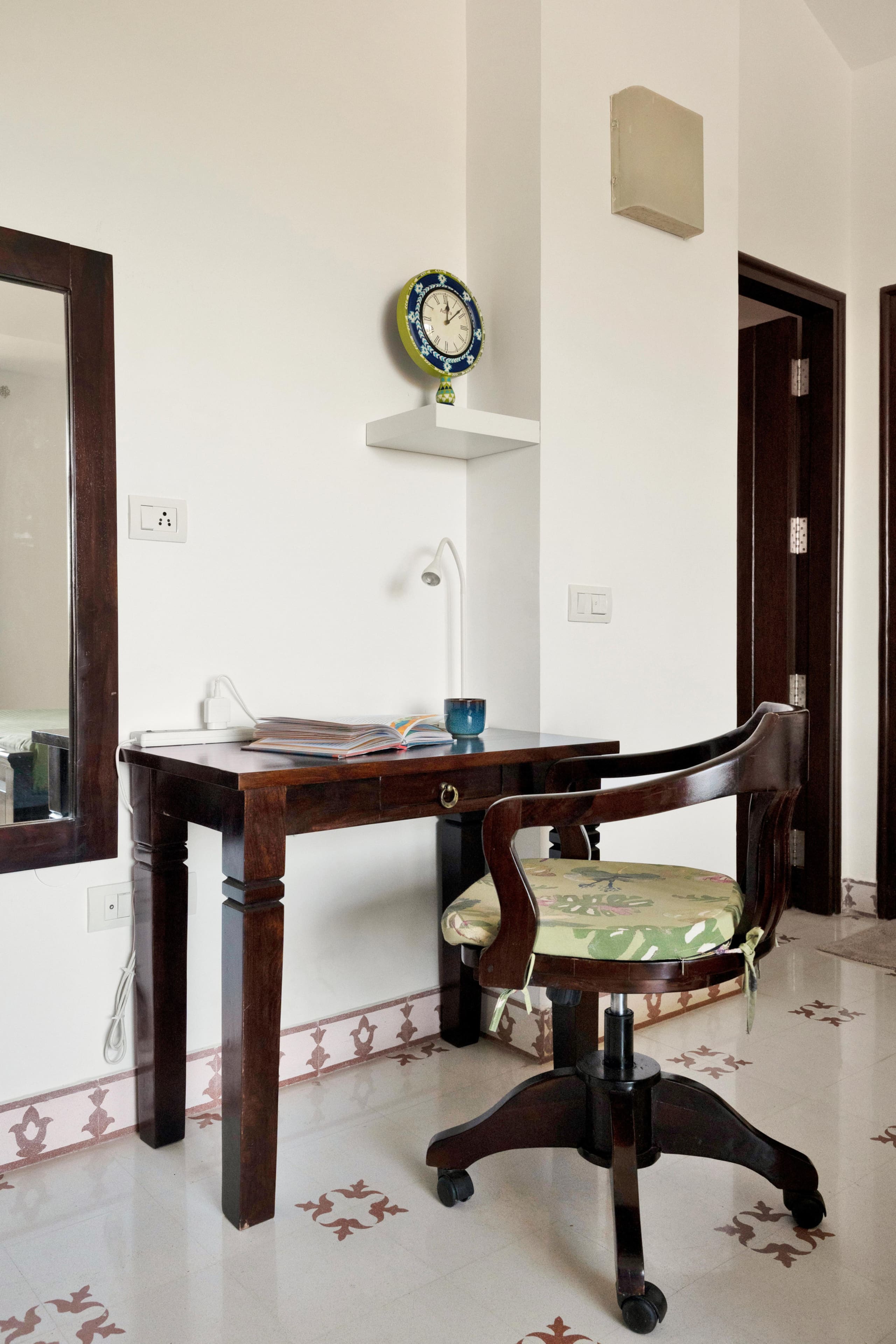 Seabatical- Quiet and cozy 1BHK Art Condo 18