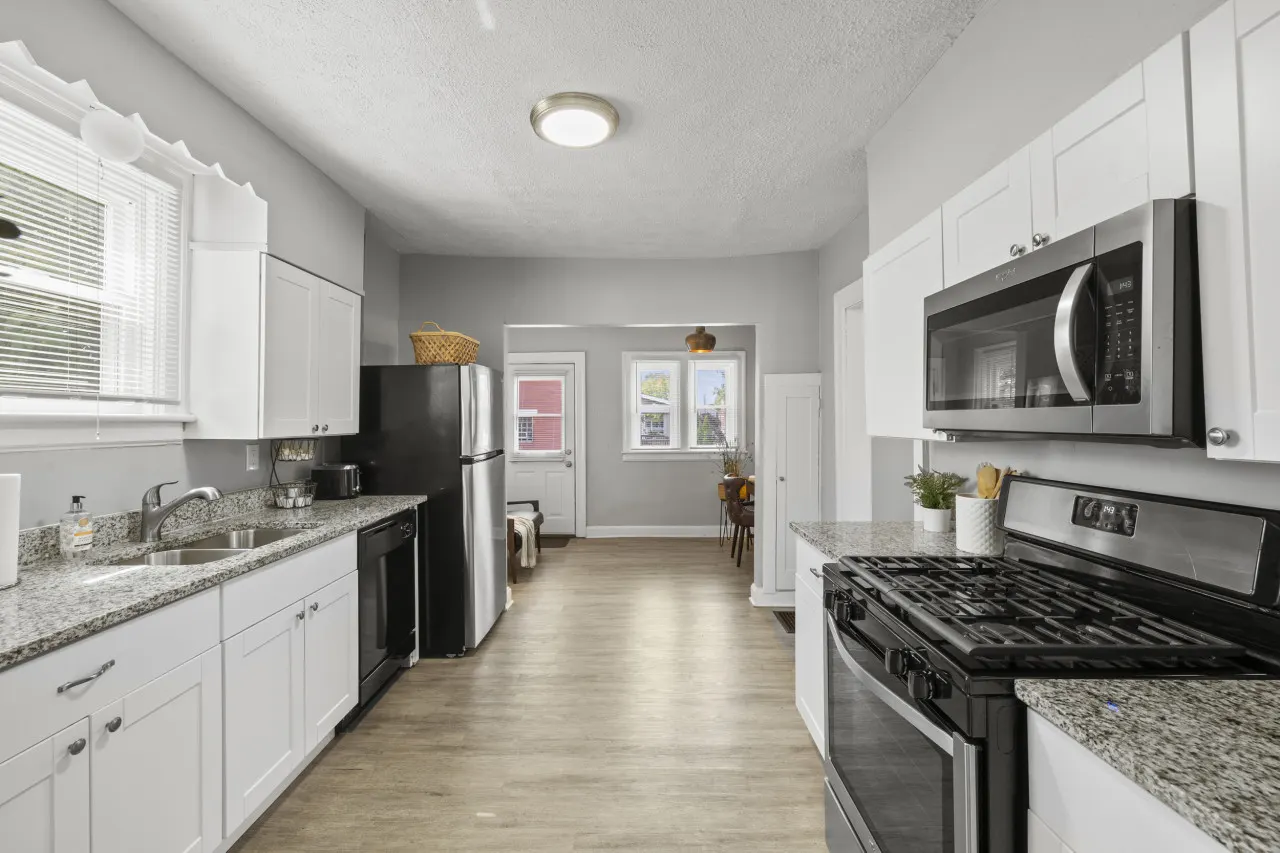 Columbus Manor - 2 min from German Village! 2