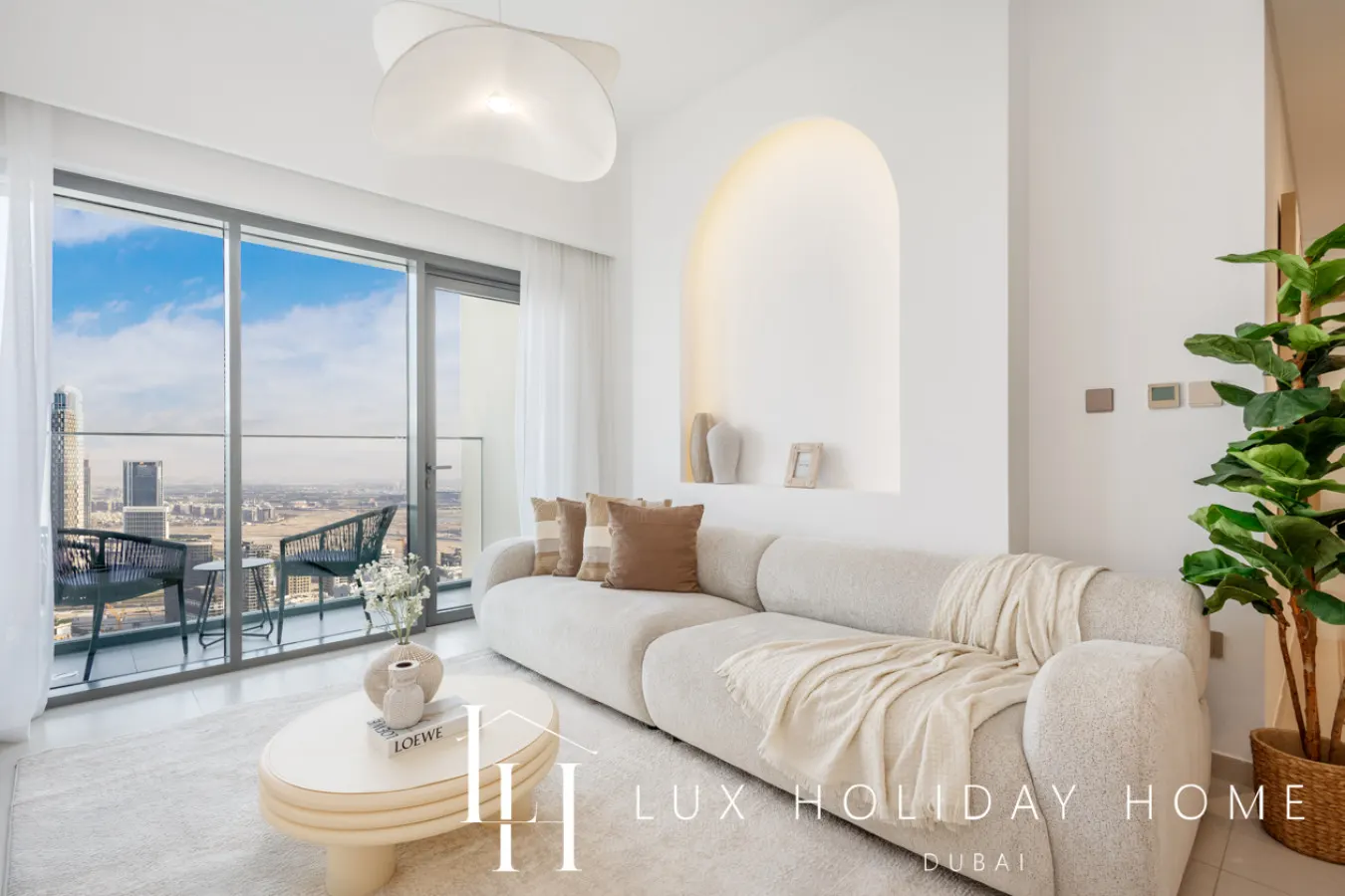 LUX 47th Floor Panoramic View 2BR Downtown 11