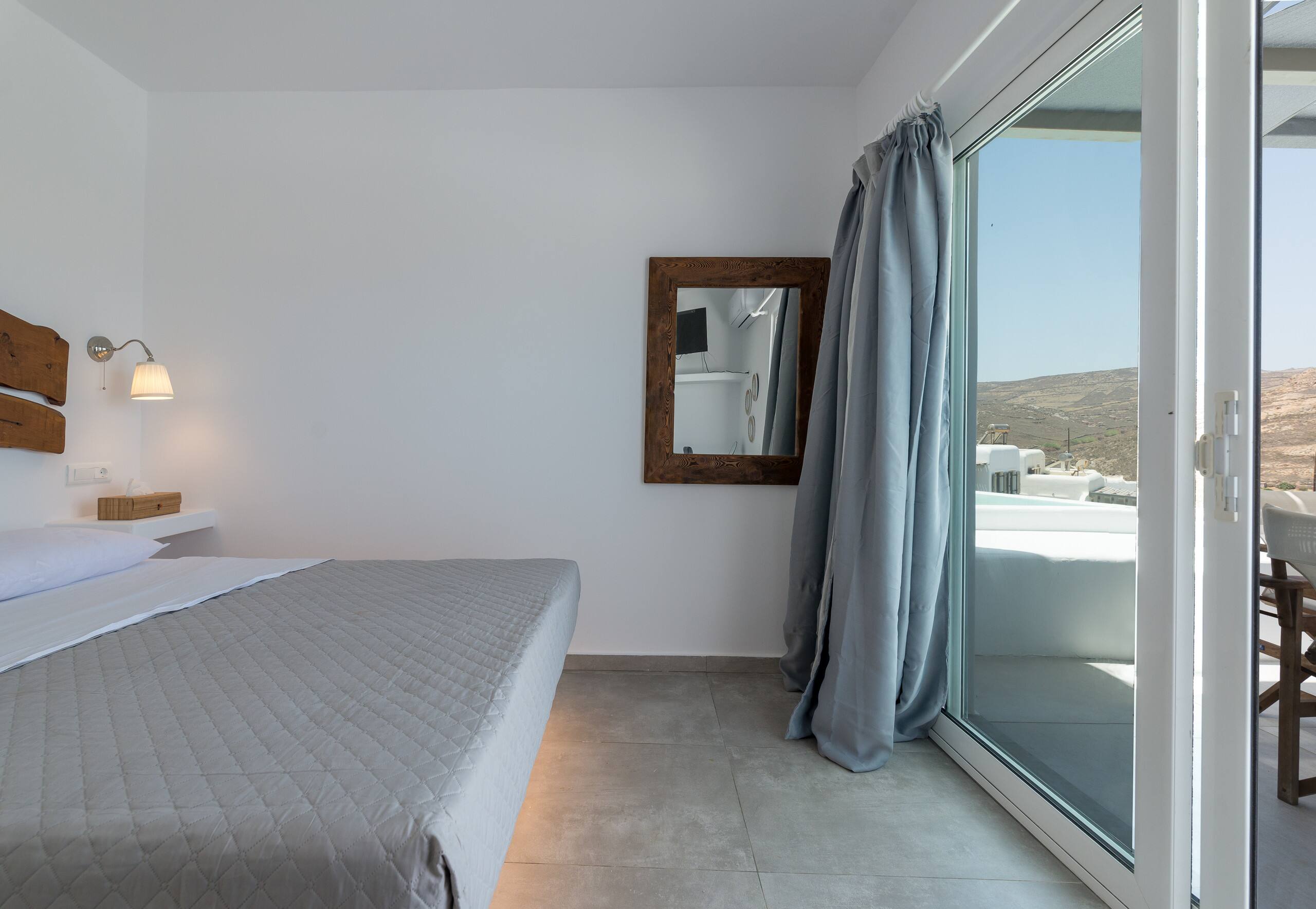 Miramare Acqua Suite Mykonos with private pool 9