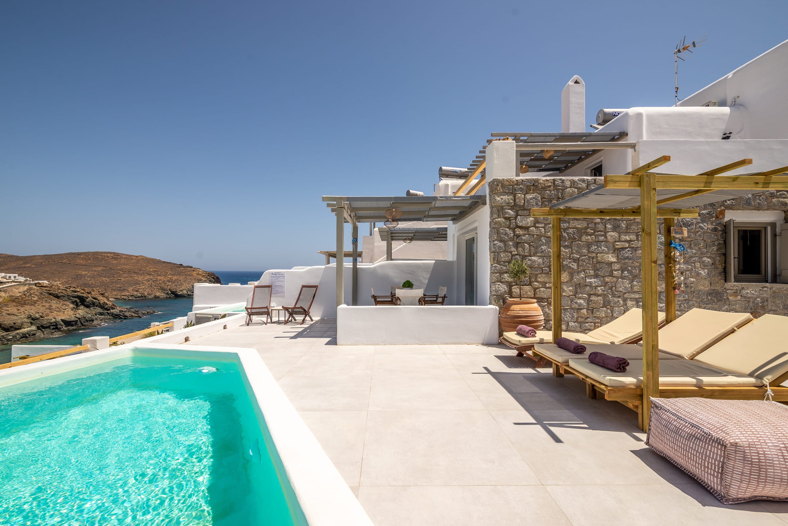 Miramare Acqua Suite Mykonos with private pool — photo 2