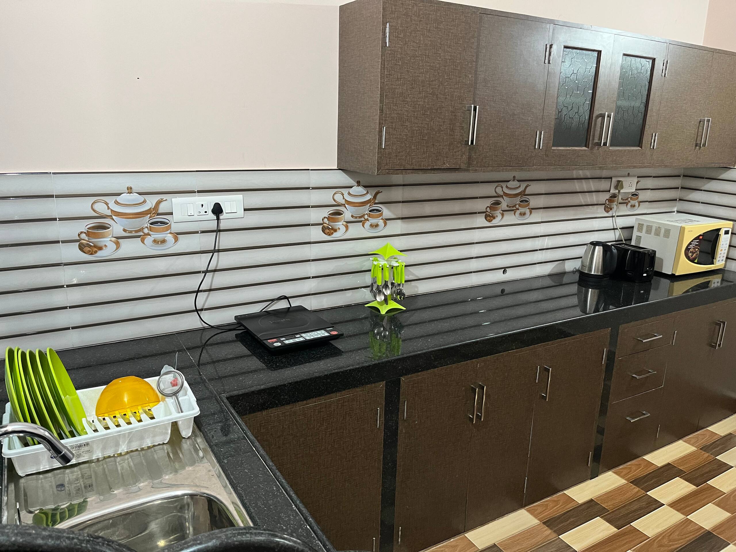 Deluxe 2BHK2 apartment near the beach 4