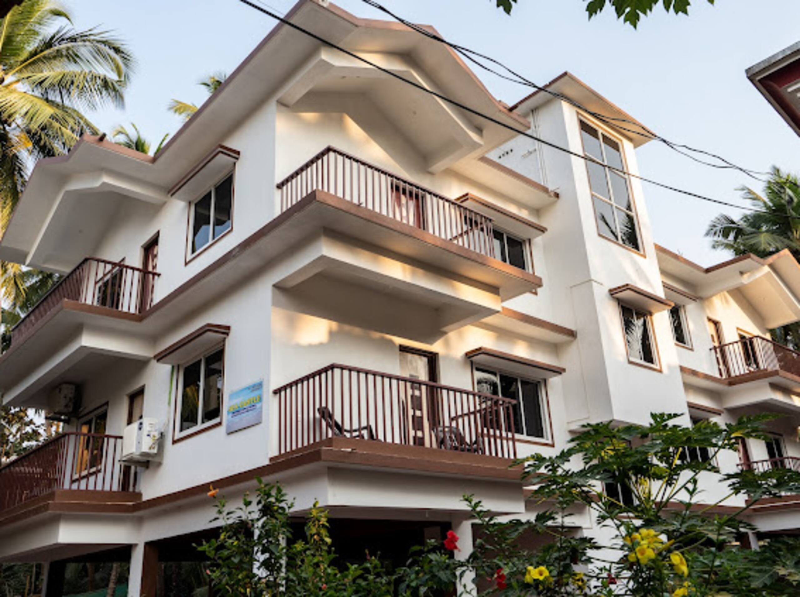 Deluxe 2BHK2 apartment near the beach 11
