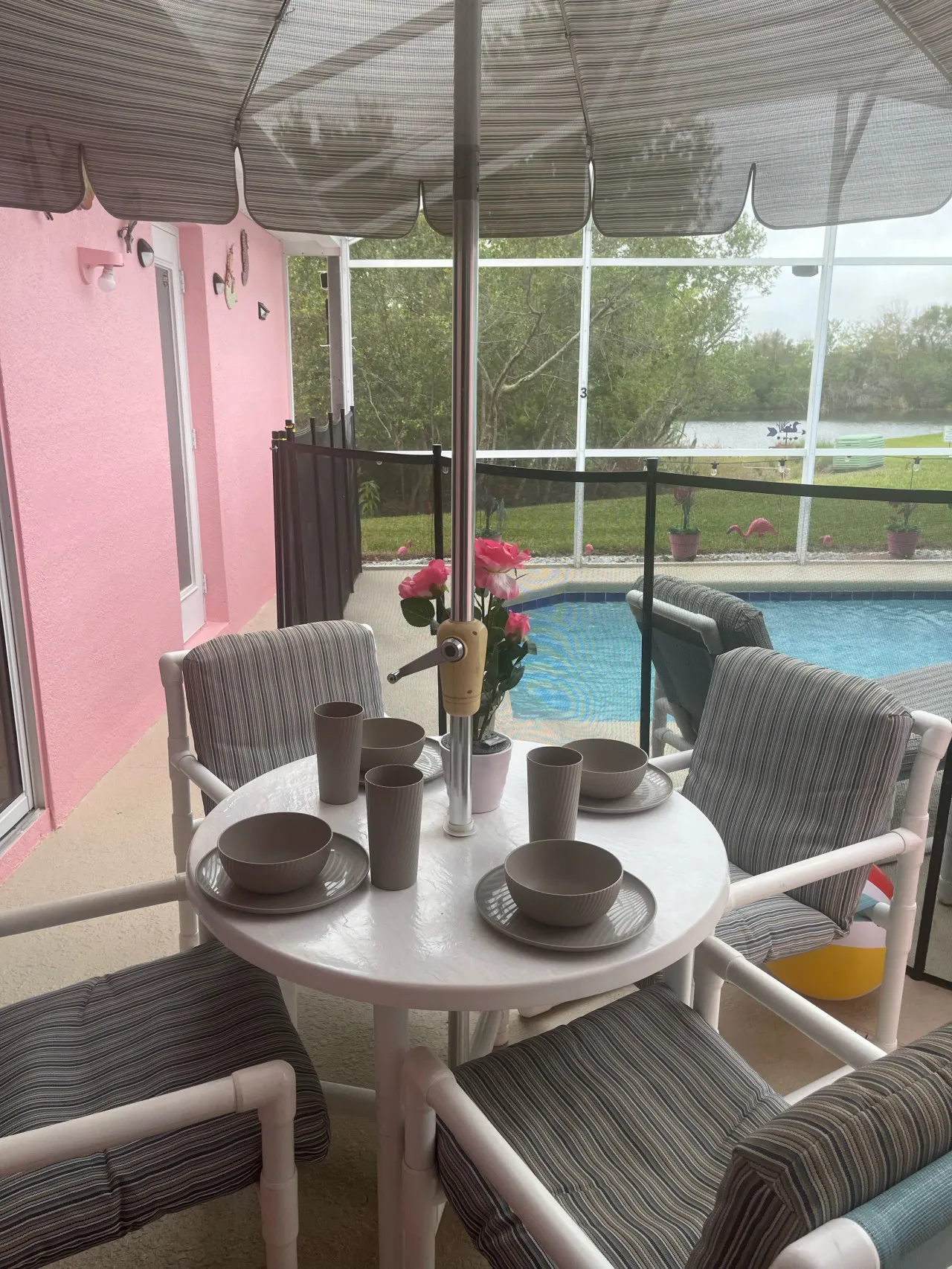 Family 4BR Villa South facing Pool, Lake View, Near Parks 1