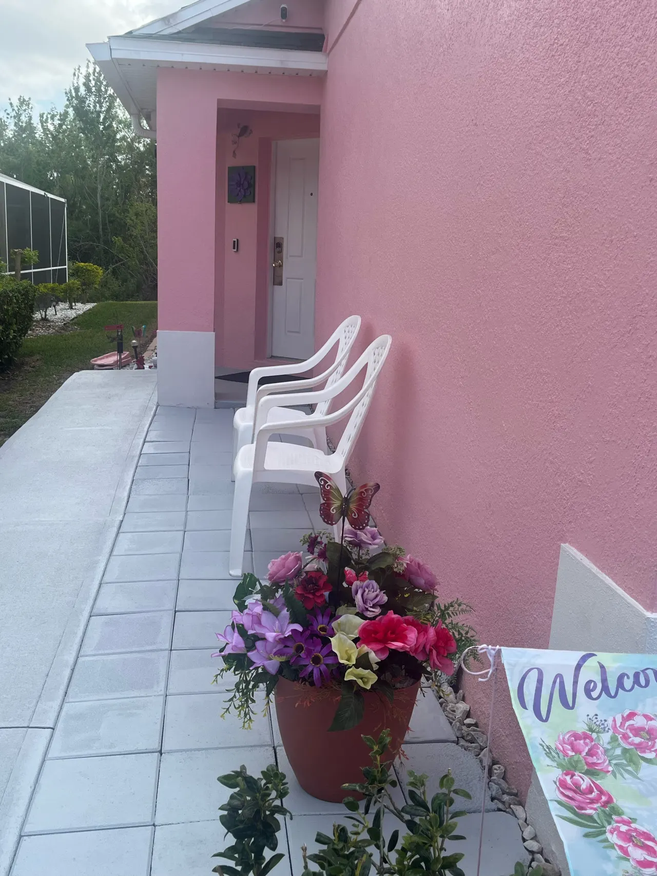 Family 4BR Villa South facing Pool, Lake View, Near Parks 10