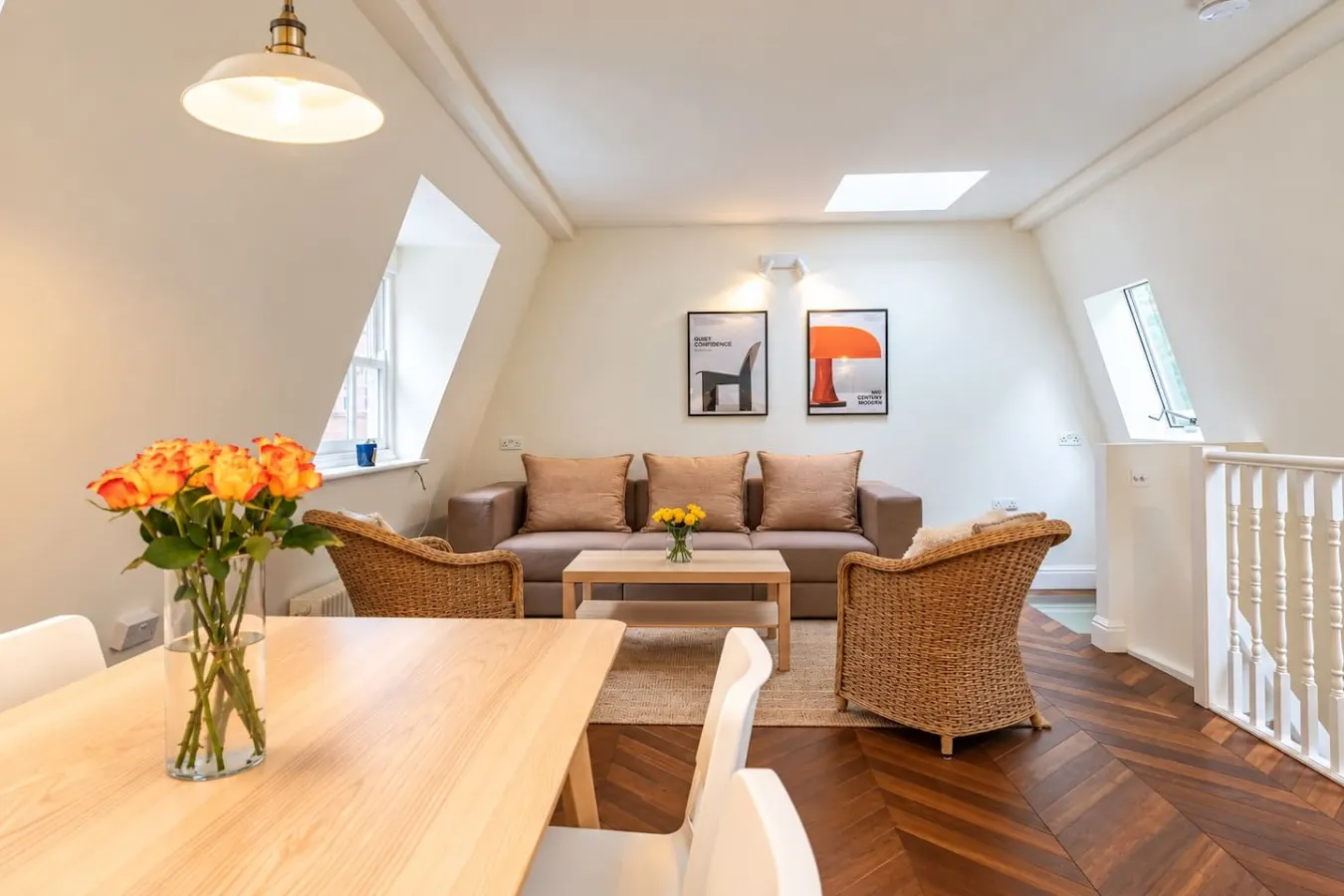 Kensington 2-Bed Mews House | Next to Holland Park — photo 3