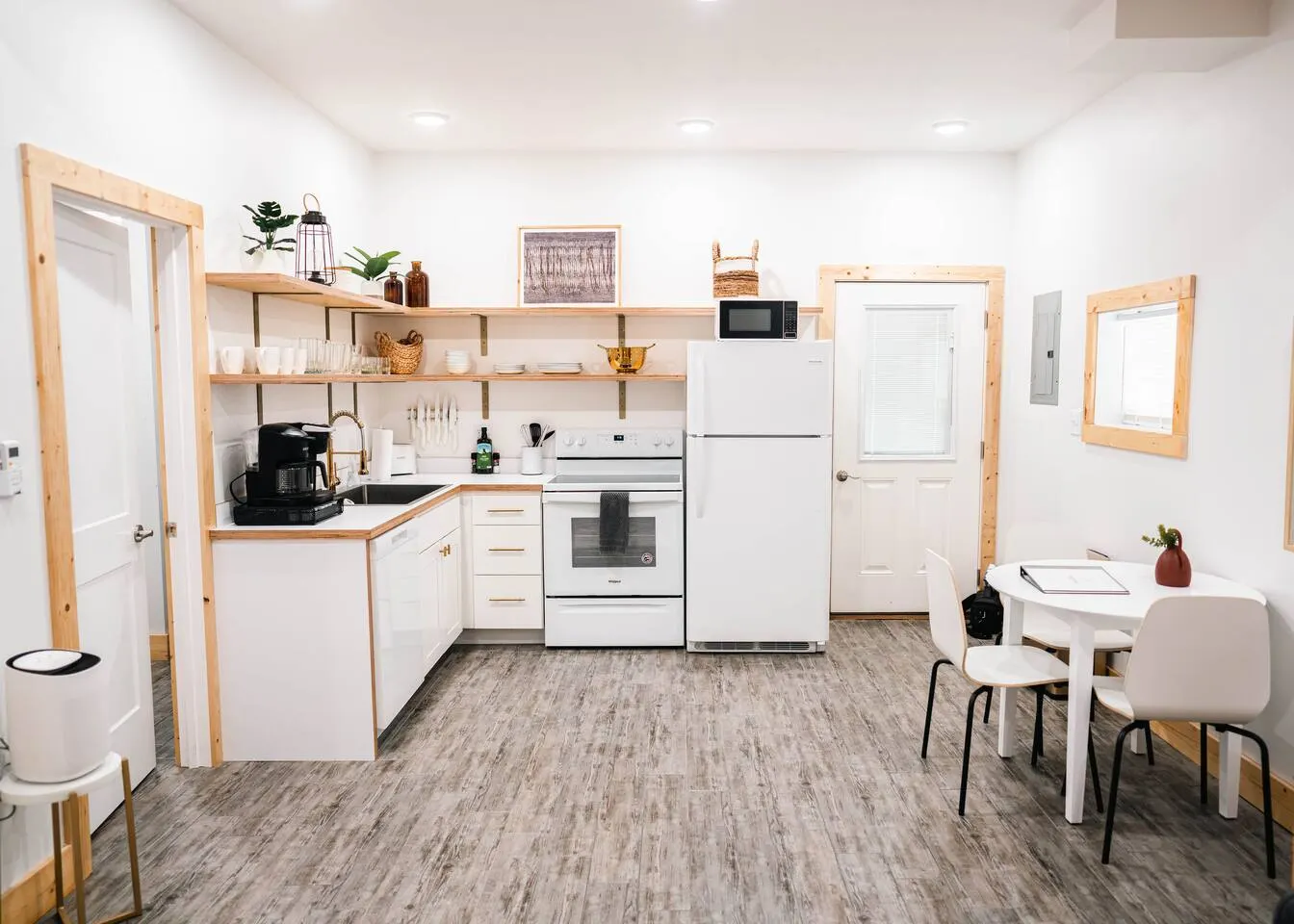 Cozy 1 BD rental home in Historic Tree Streets — photo 2