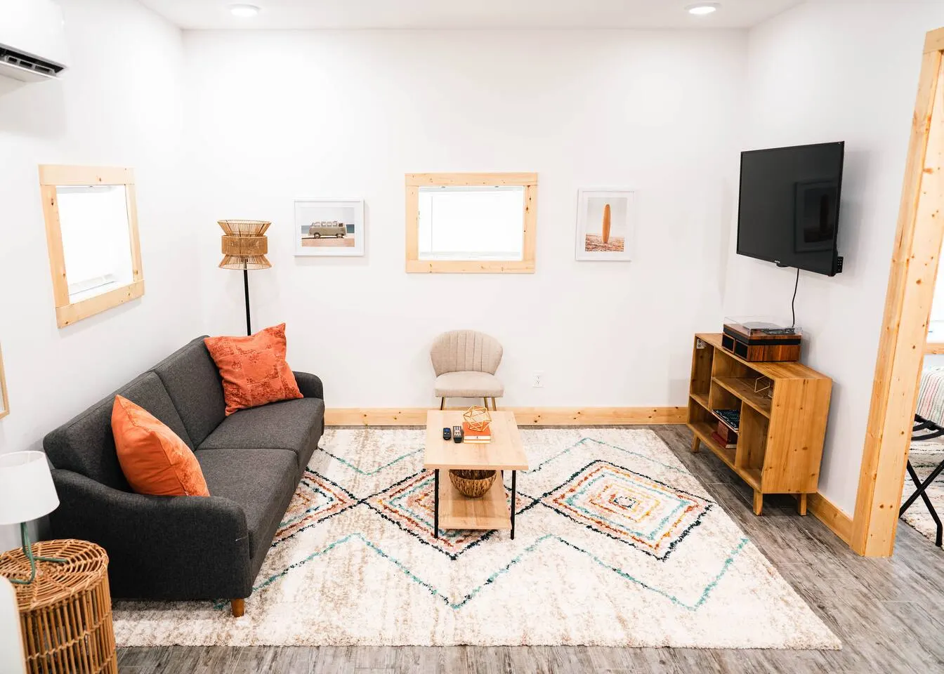 Cozy 1 BD rental home in Historic Tree Streets 7