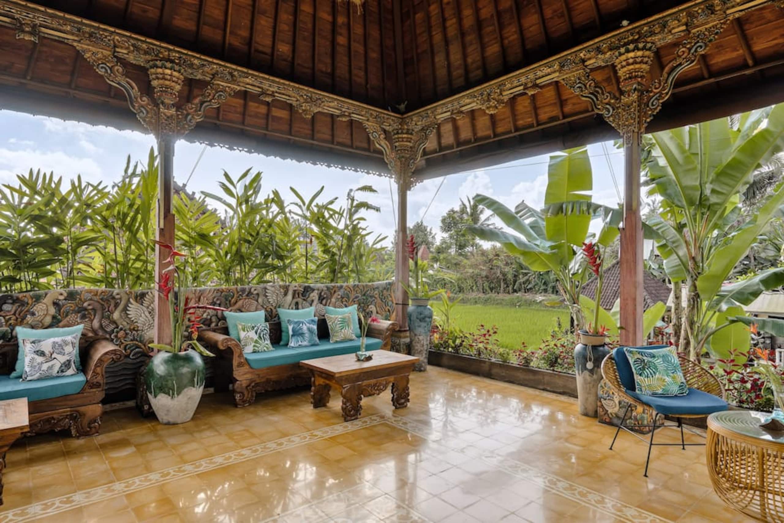 Hideaway Living w/ Ricefield View in Heart of Ubud 25