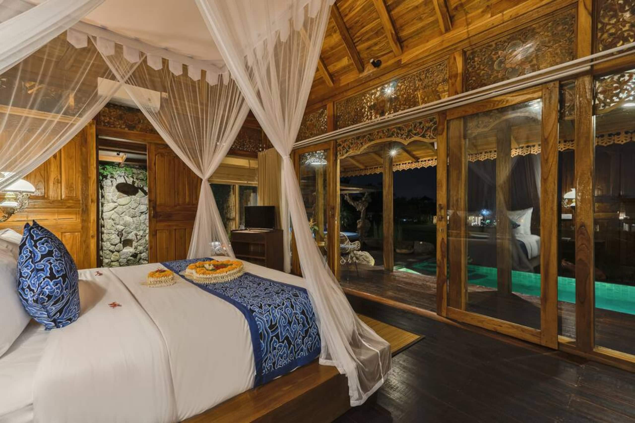 Hideaway Living w/ Ricefield View in Heart of Ubud 13