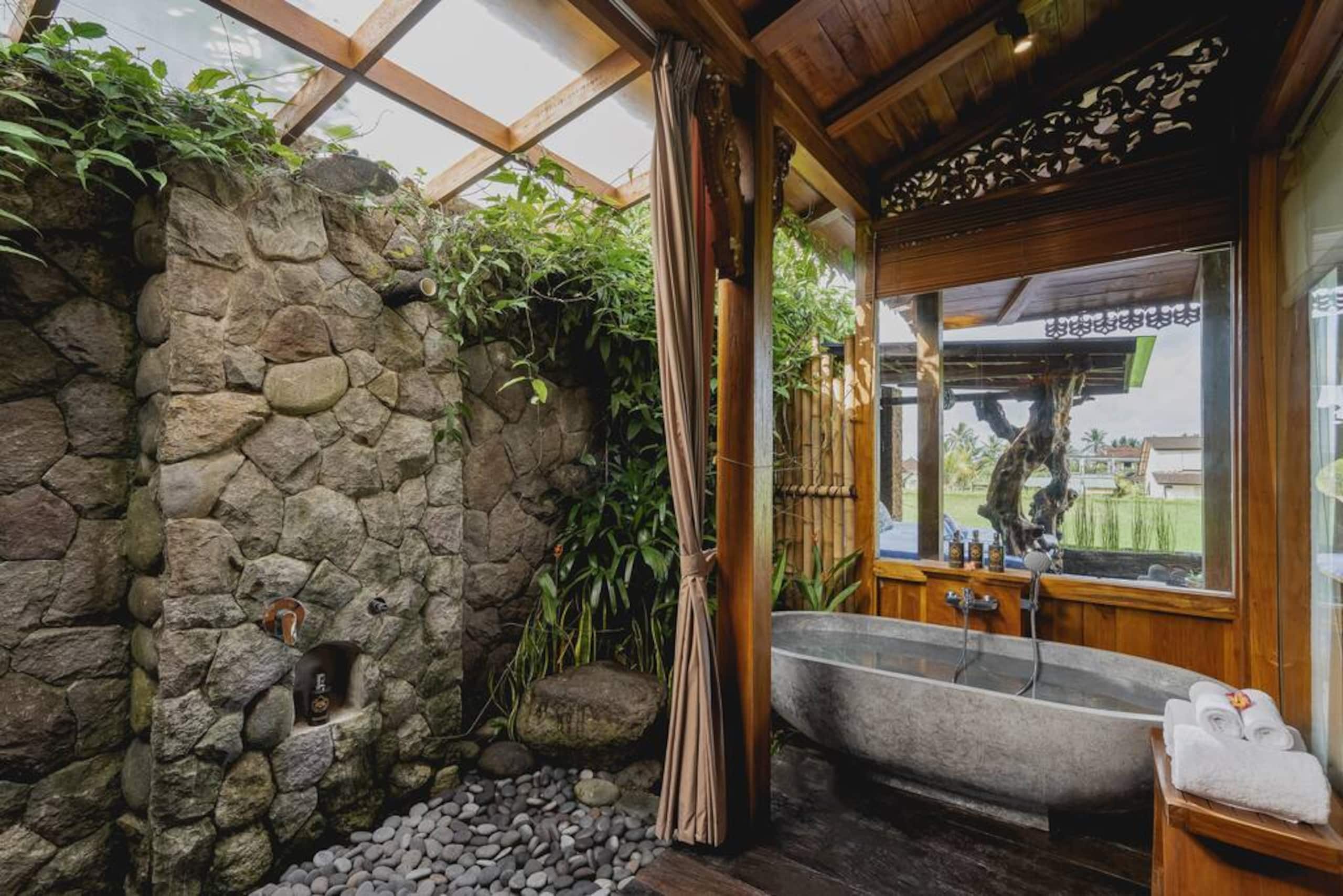 Hideaway Living w/ Ricefield View in Heart of Ubud 18