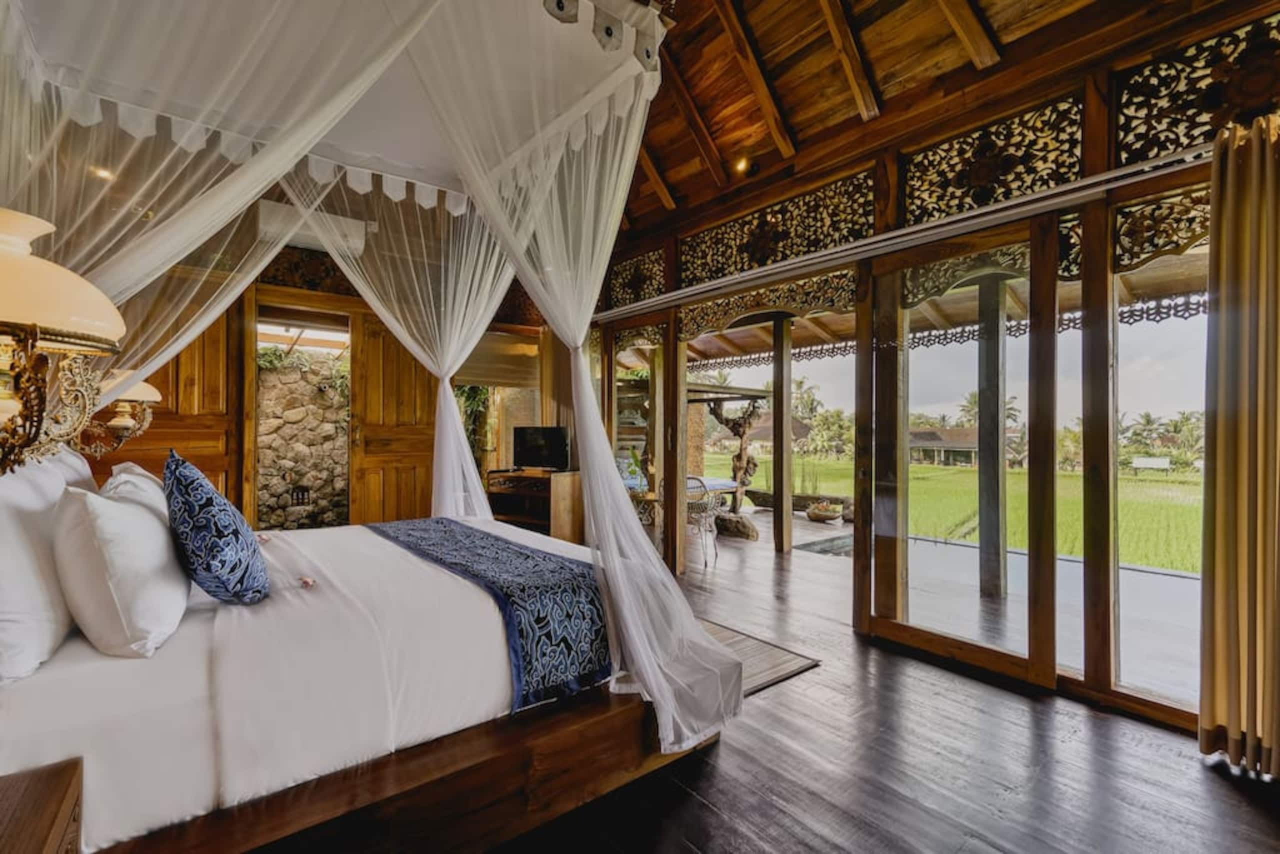 Hideaway Living w/ Ricefield View in Heart of Ubud 11