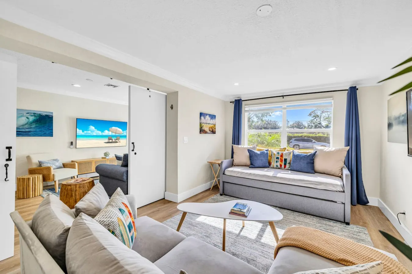 Apartment By The Avenue Delray Beach -Heated Pool 9