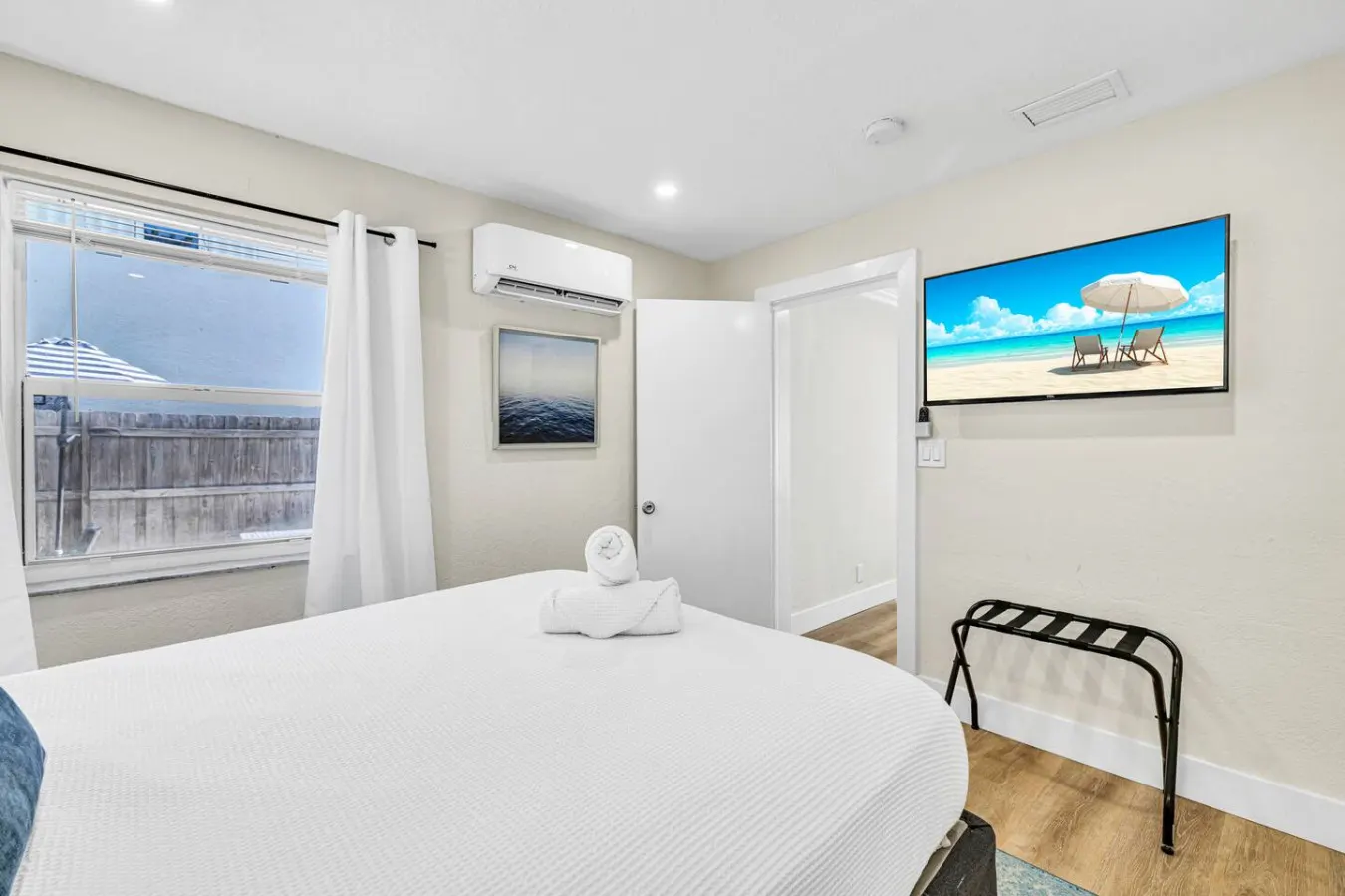 Apartment By The Avenue Delray Beach -Heated Pool 20