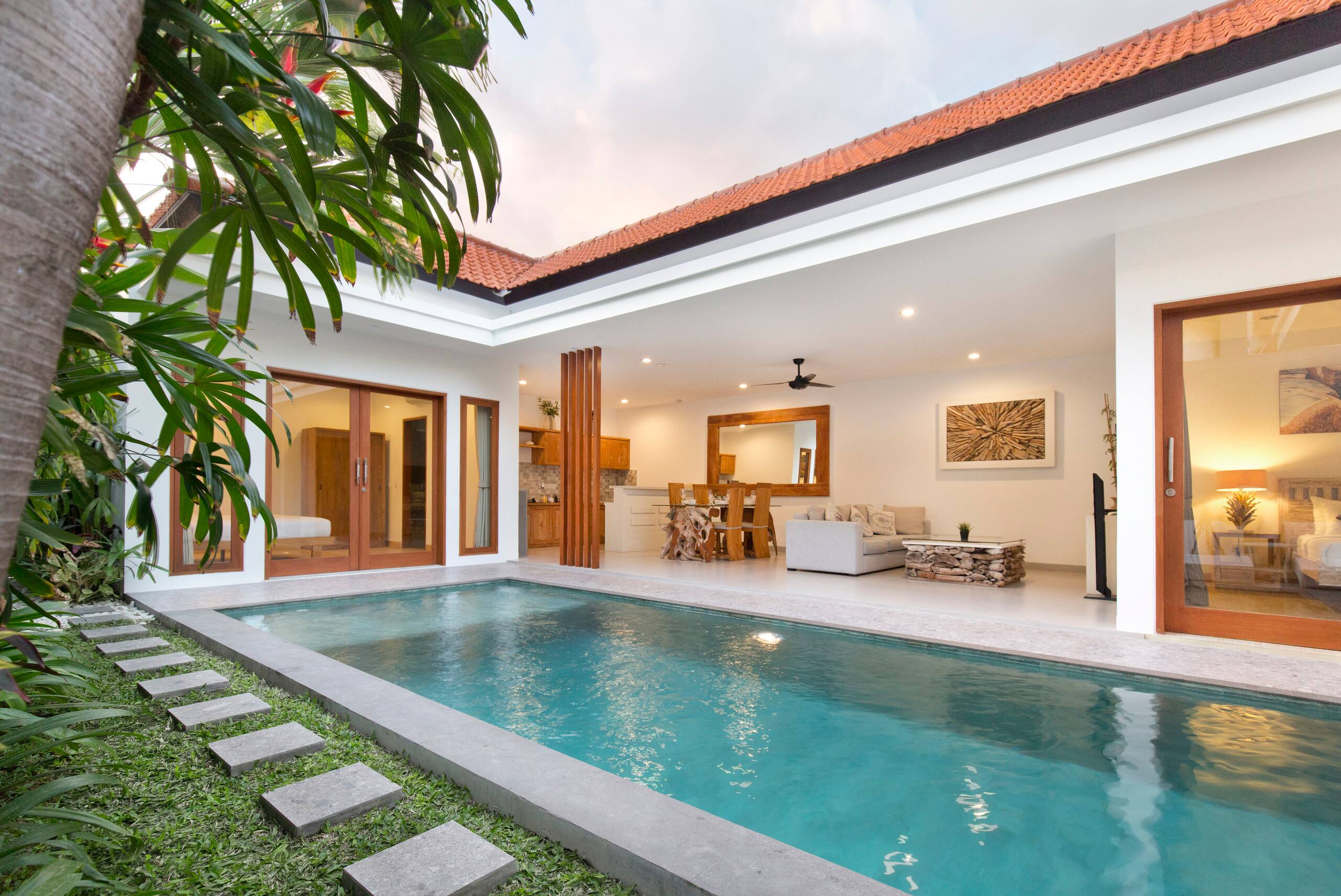 Prani Satu 2br Villa in the heart of Seminyak 18