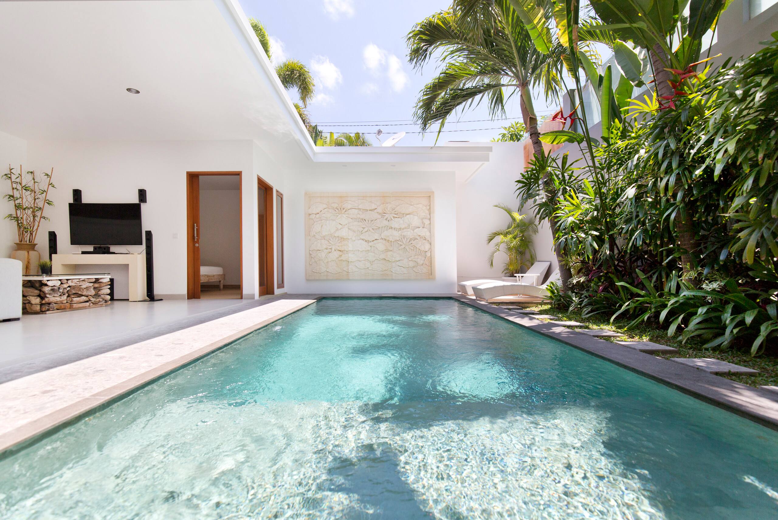Prani Satu 2br Villa in the heart of Seminyak 19
