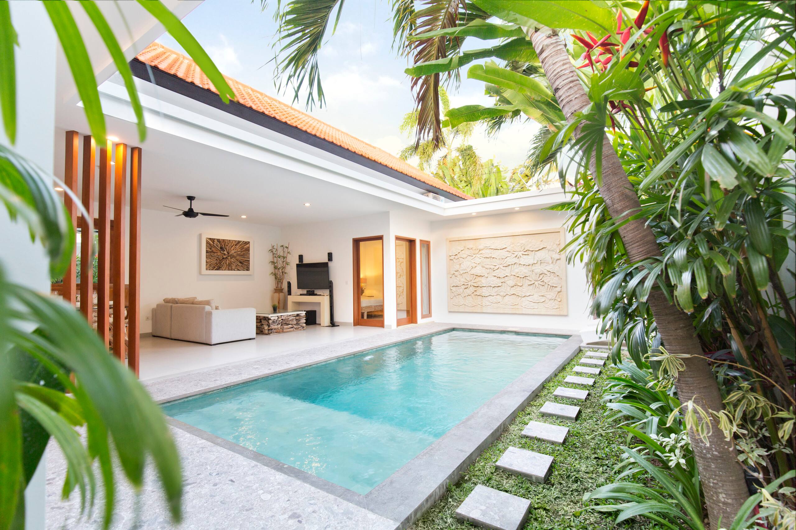 Prani Satu 2br Villa in the heart of Seminyak 20