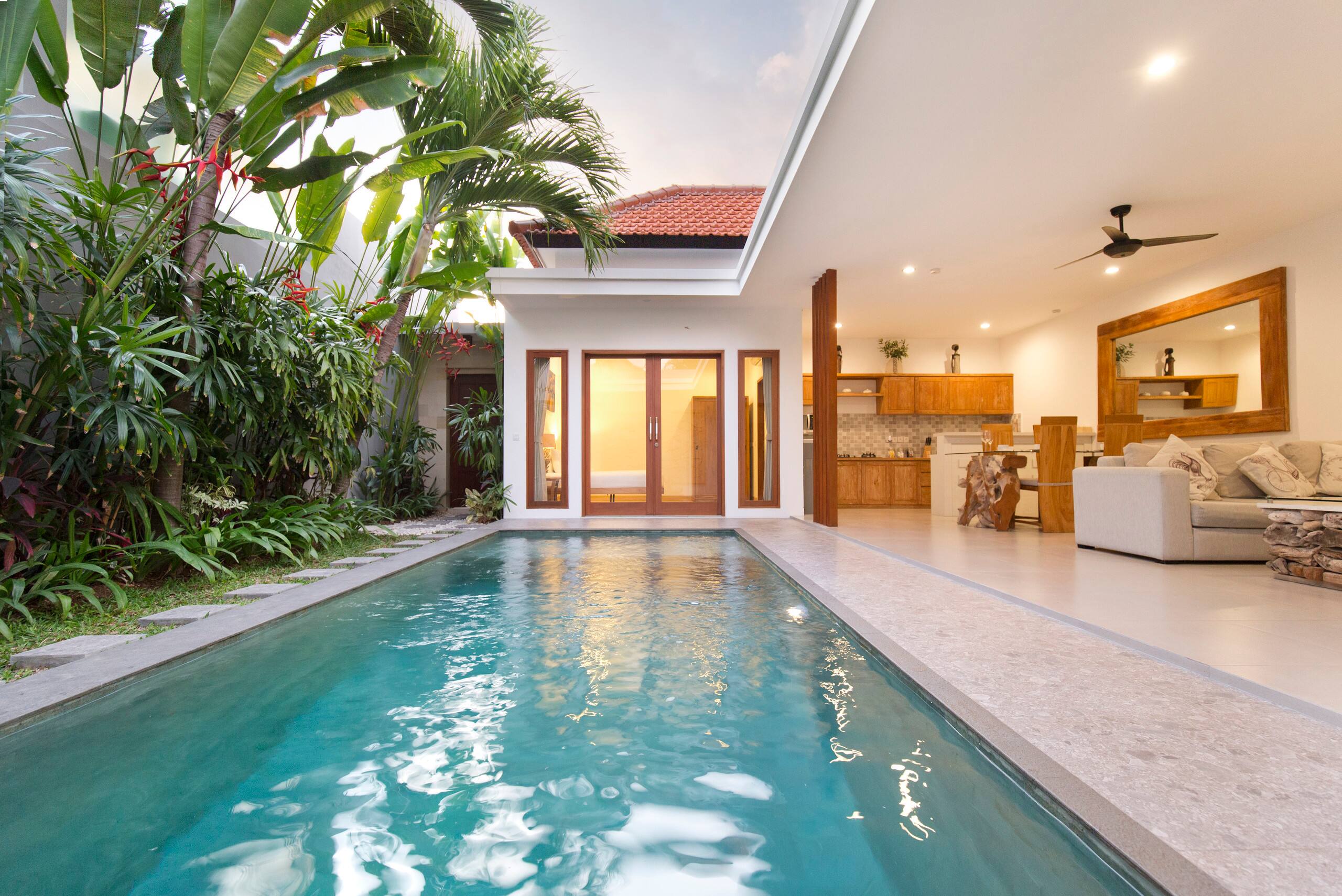 Prani Satu 2br Villa in the heart of Seminyak — photo 2