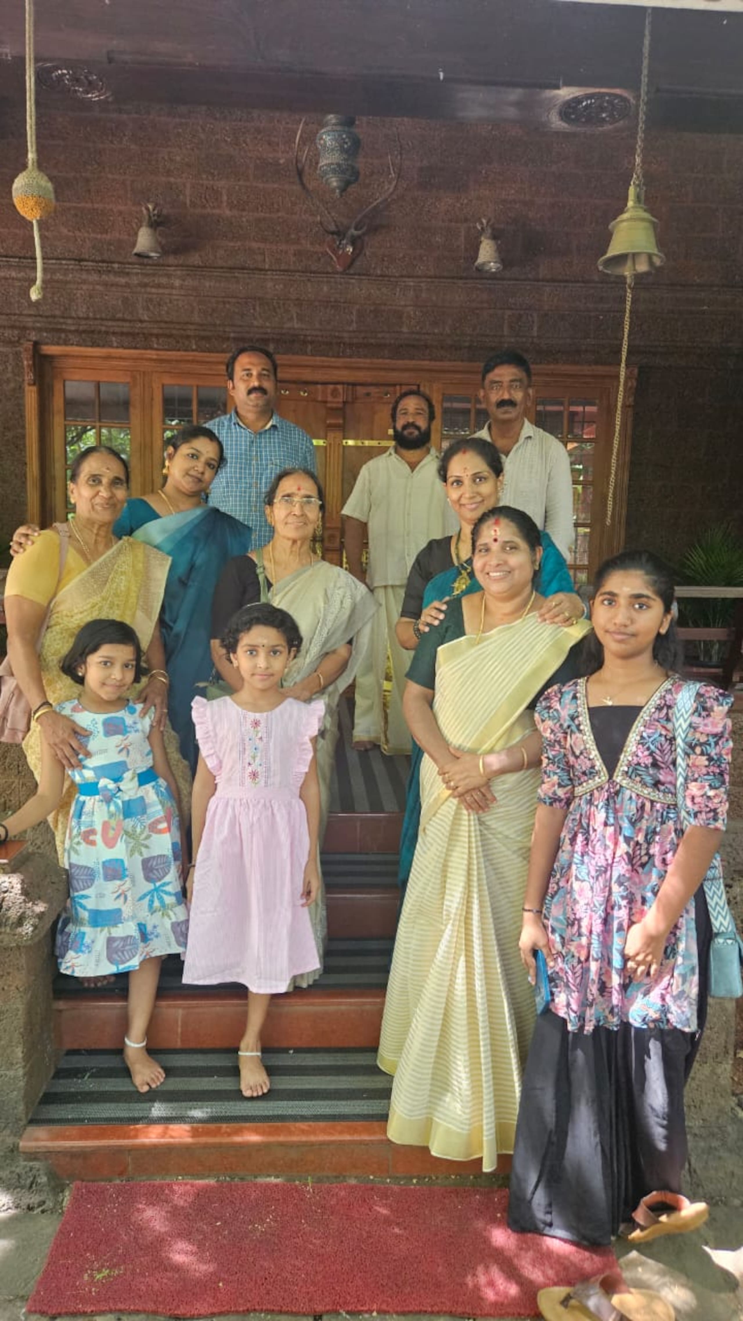 Guruvayoor courtyard illam Heritage l 4BH AC VILLA 28