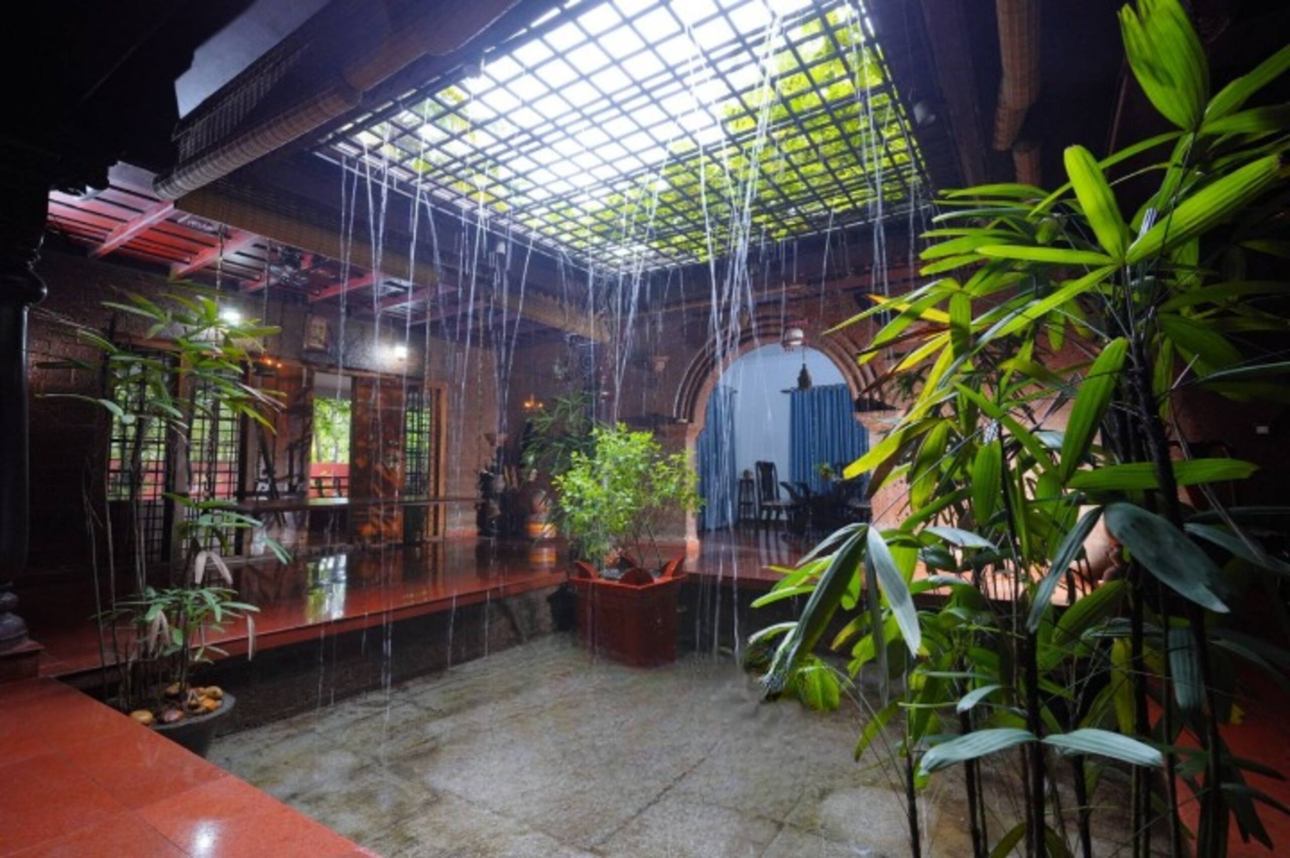 Guruvayoor courtyard illam Heritage l 4BH AC VILLA